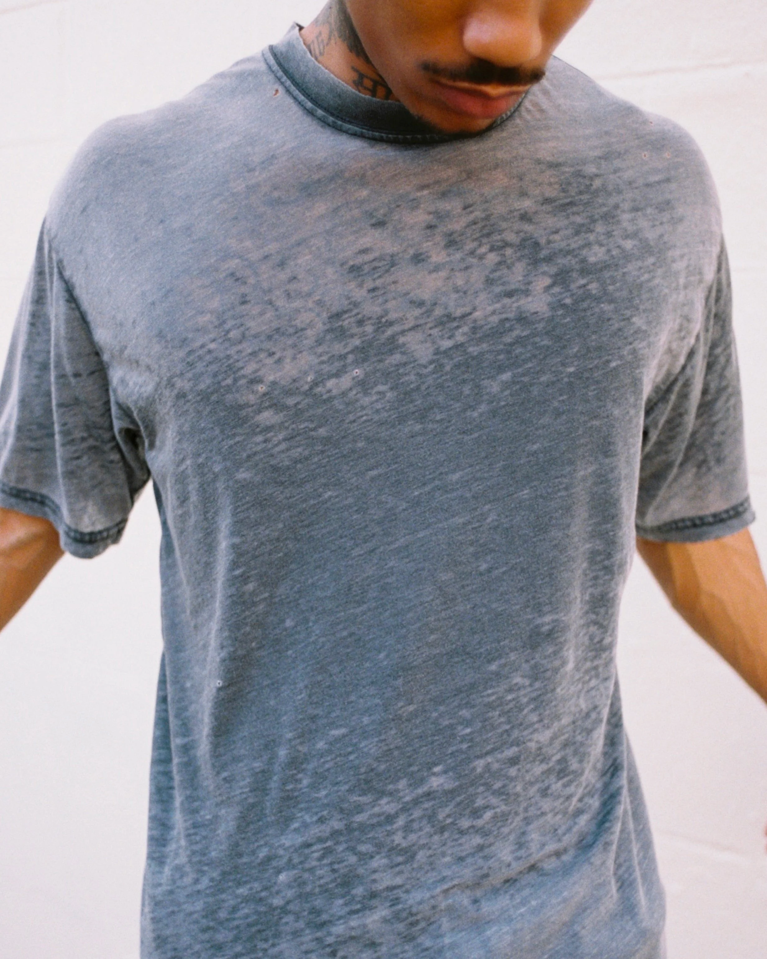 Heritage Tee - Charcoal - Image 4