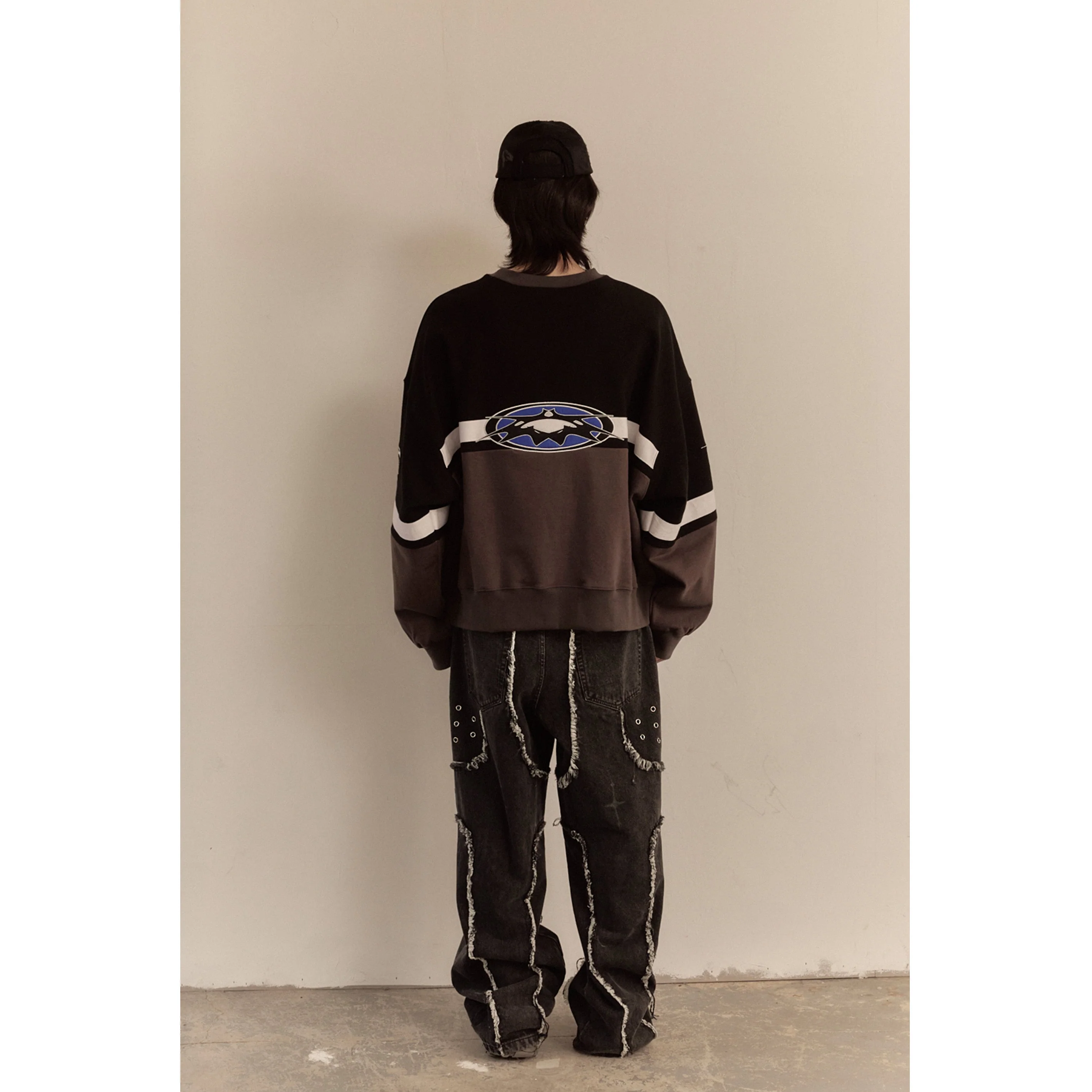 HOCKEY JERSEY SWEAT / CHARCOAL - Image 45
