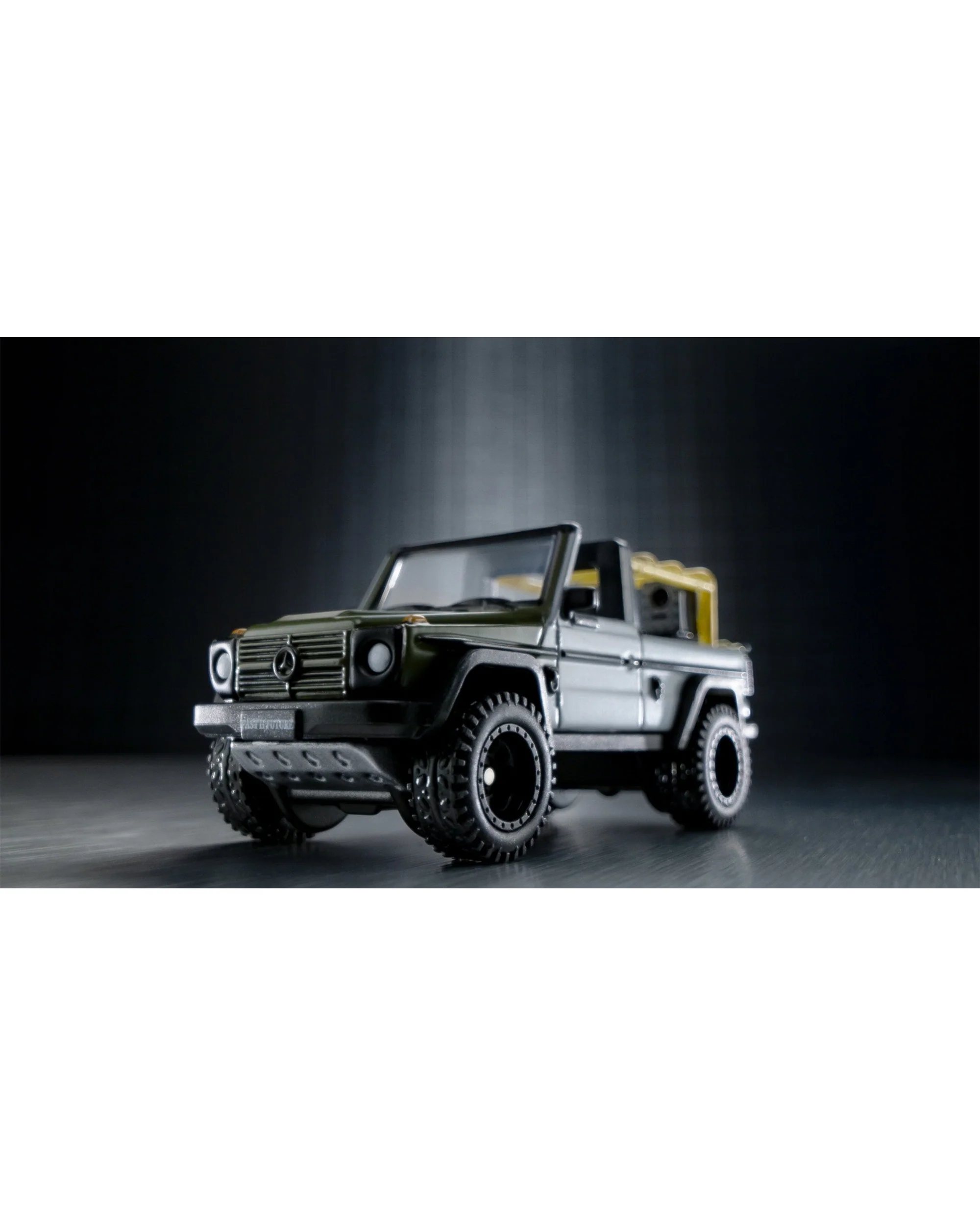HOT WHEELS X MERCEDES-BENZ PROJECT G-CLASS PAST II FUTURE DESIGNED BY NIGO - Image 4