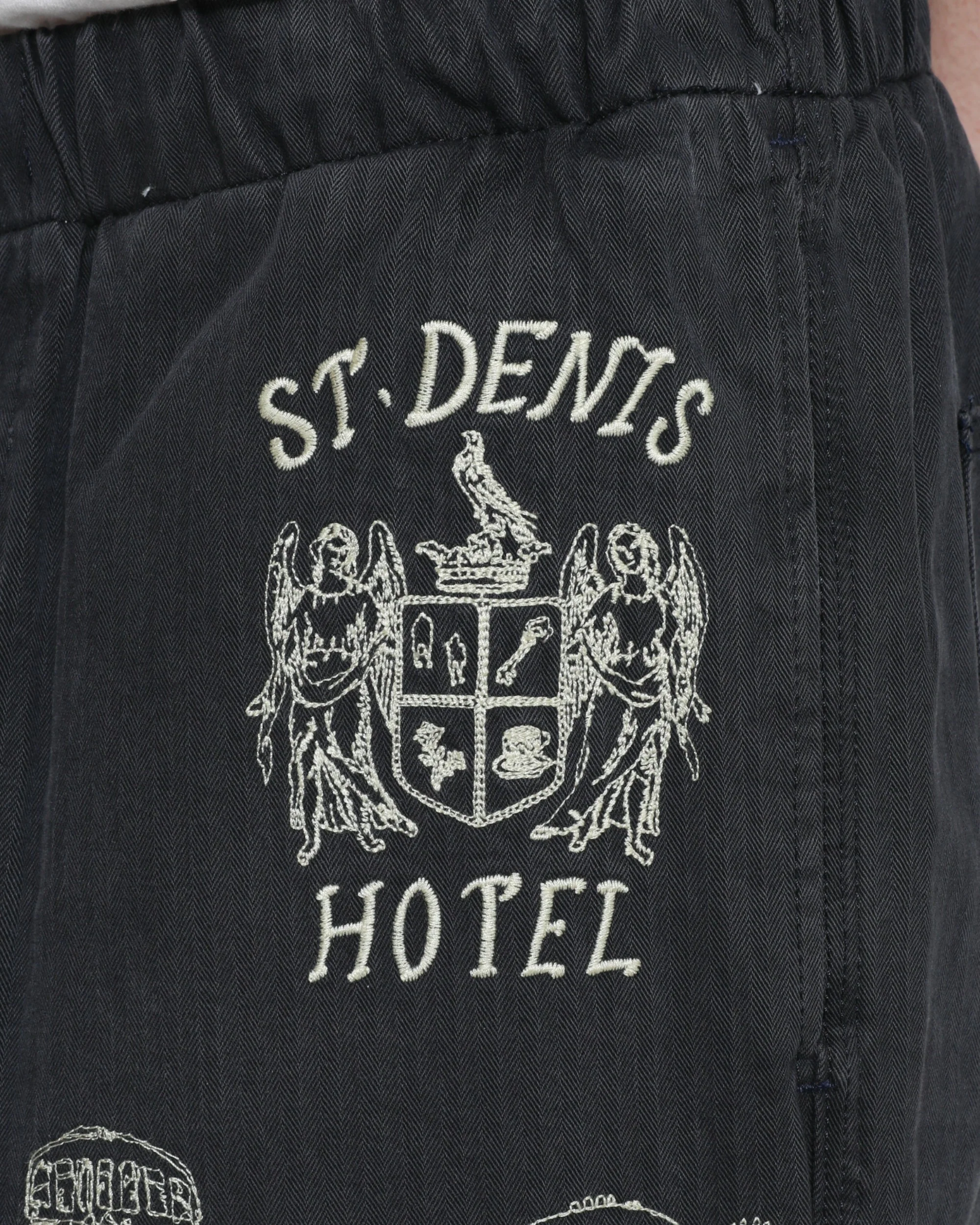 Hotel Pant - Image 13