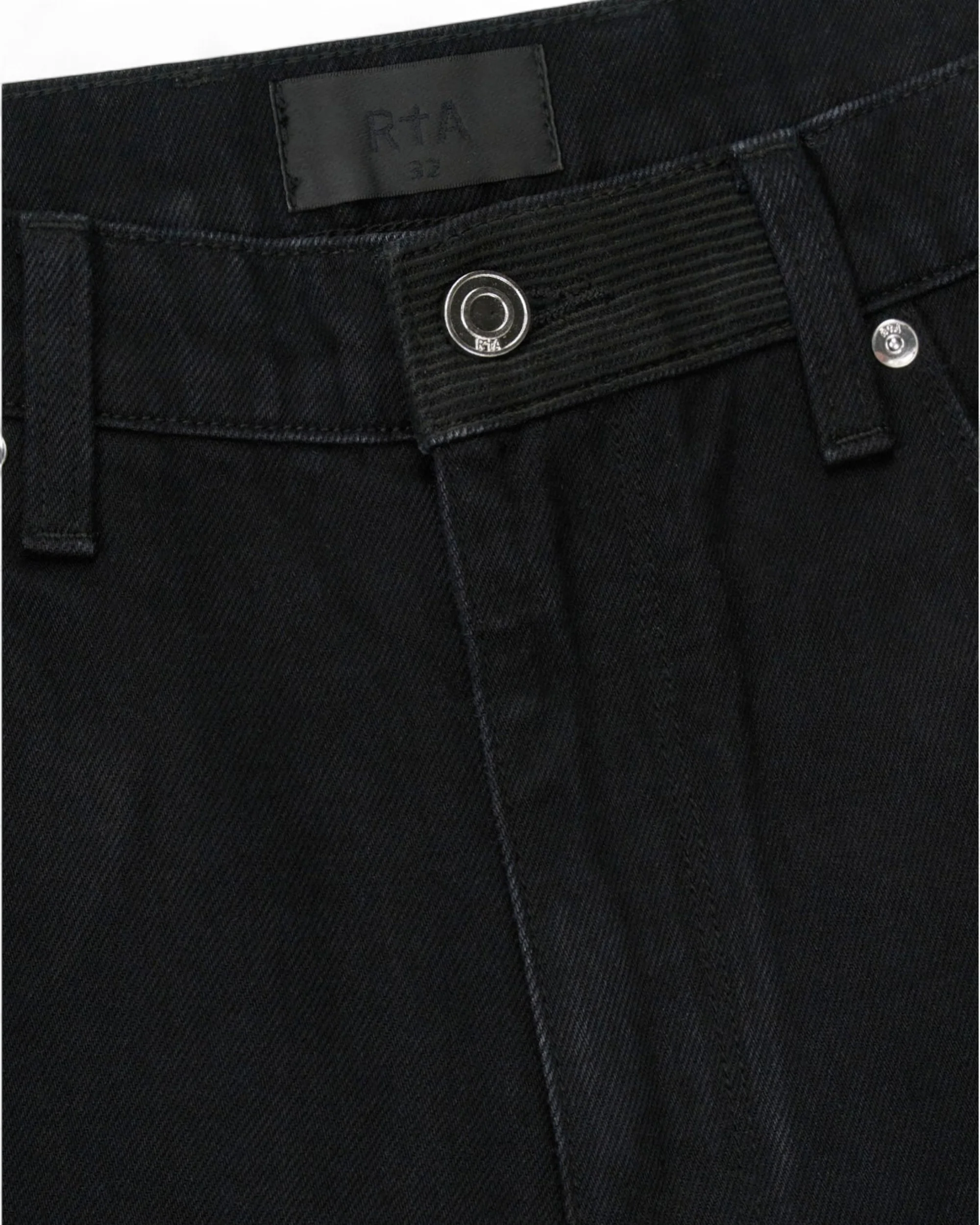 JOSEPH SHORT | BLACK 3D CROSS - Image 3