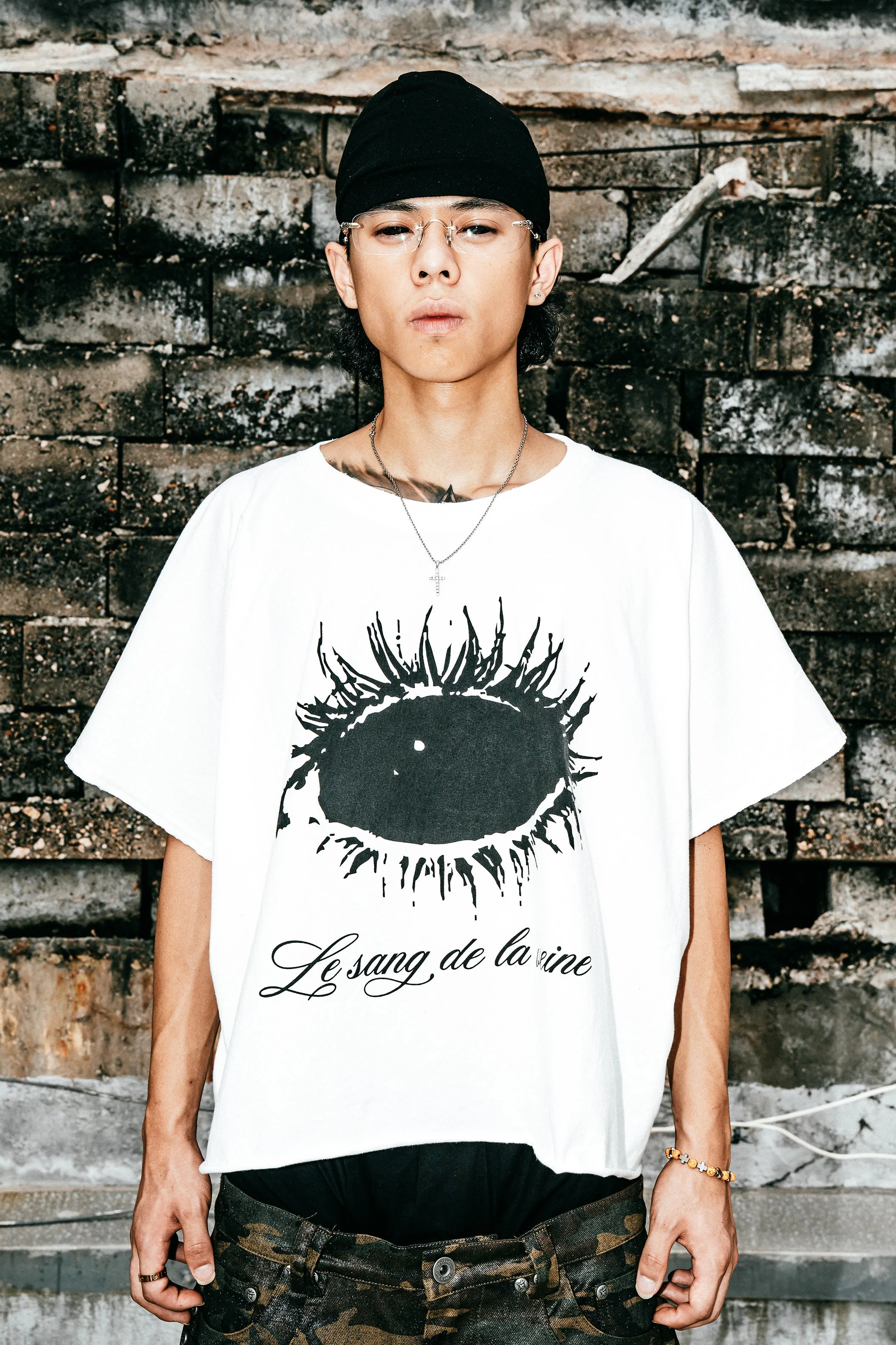 Julien Eye Loose T-shirt in White - Image 3