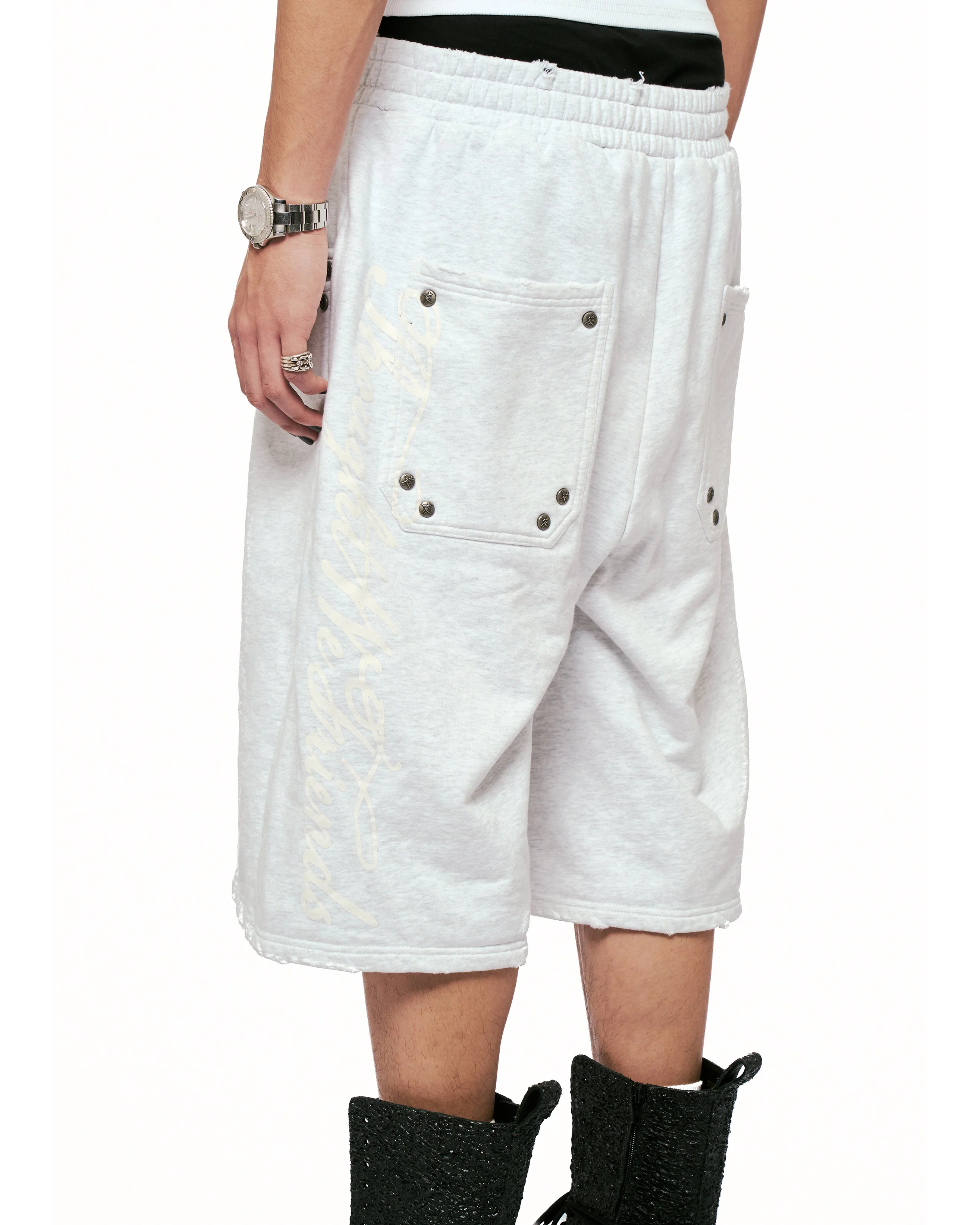 Junoa Printed Sweat Shorts in Light Grey - Image 14