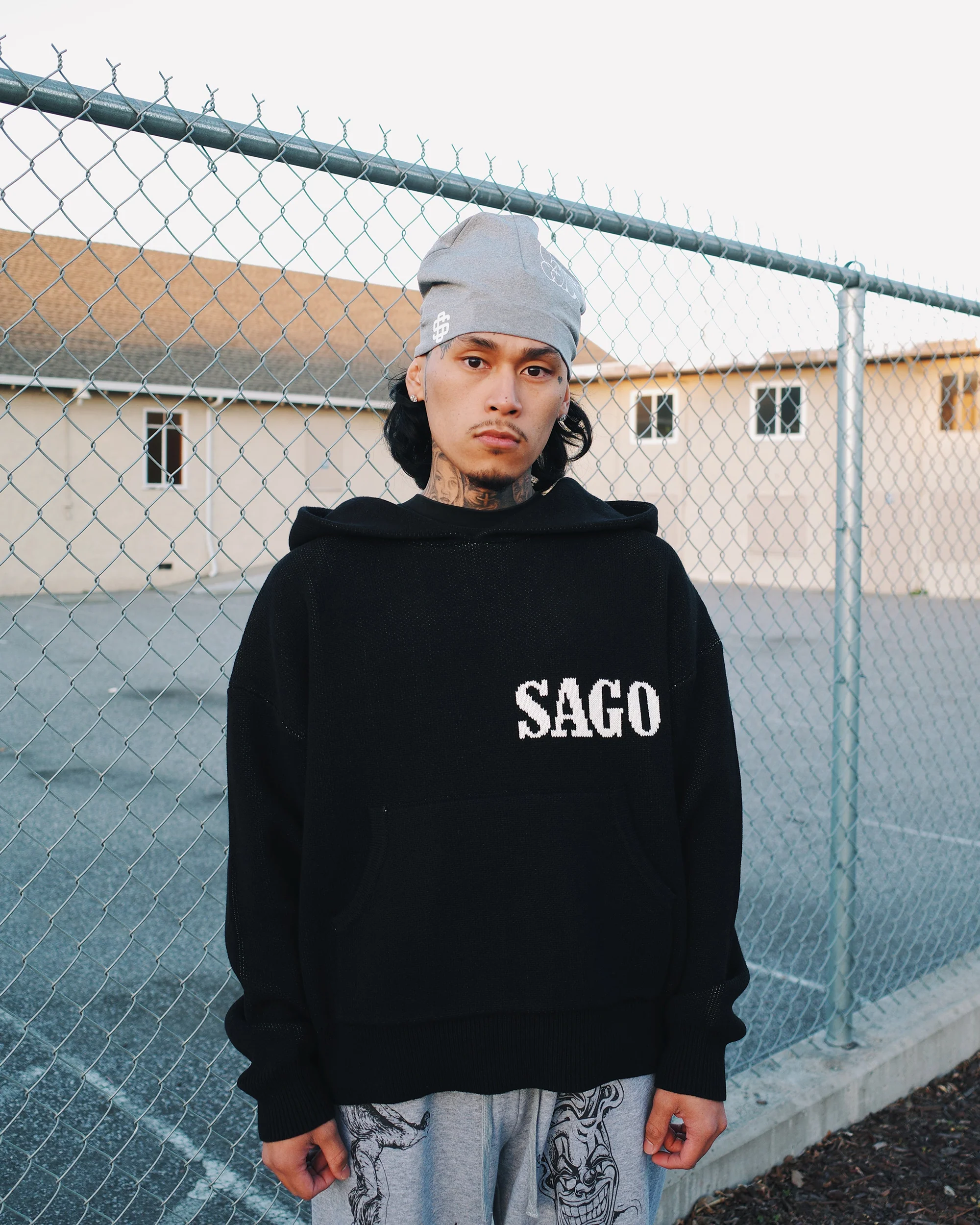 Knit pullover hoodie - Image 4