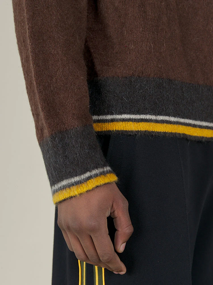 KNITTED COLLAR JUMPER- ANNIVERSARY GOLD - Image 14