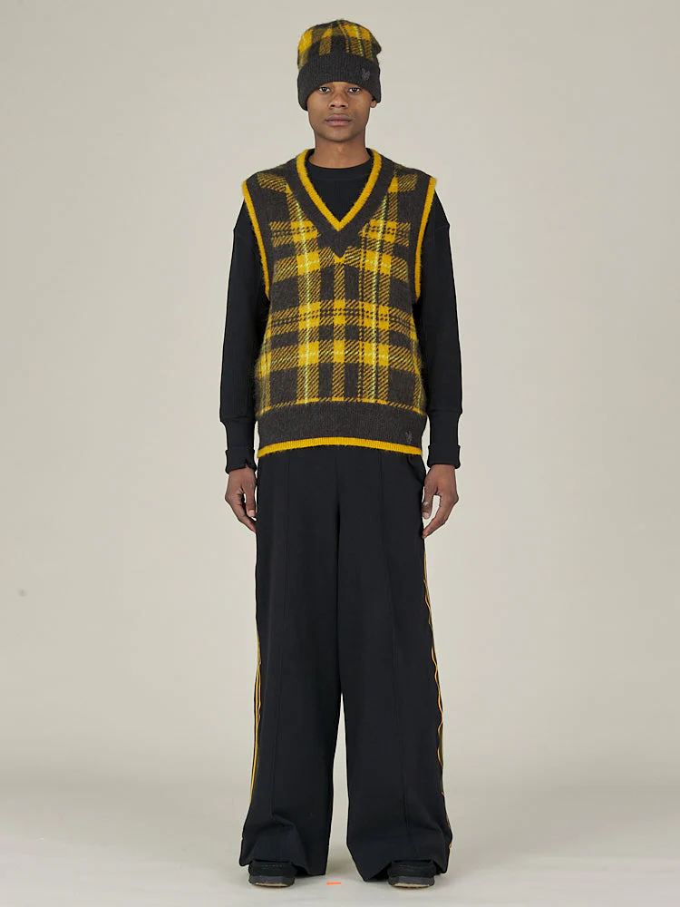 KNITTED TARTAN VEST - ANNIVERSARY GOLD - Image 11