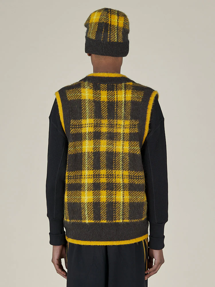 KNITTED TARTAN VEST - ANNIVERSARY GOLD - Image 13