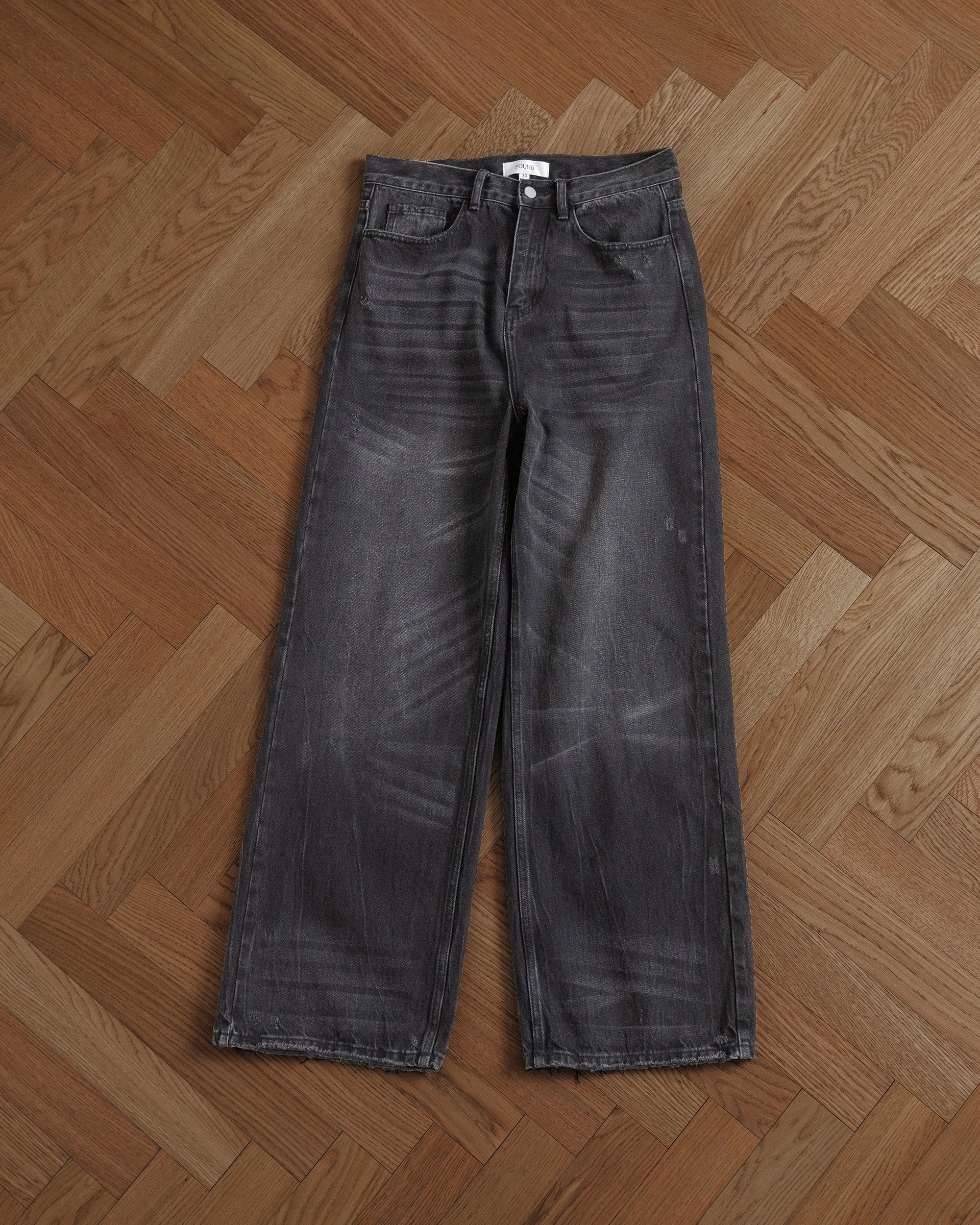 Lacy Baggy Jeans - Image 16