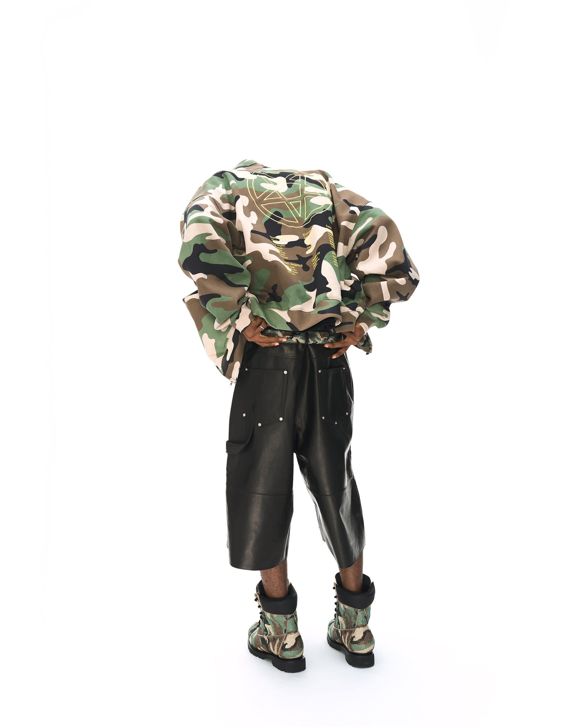 LEATHER BAGGY SHORTS - Image 18