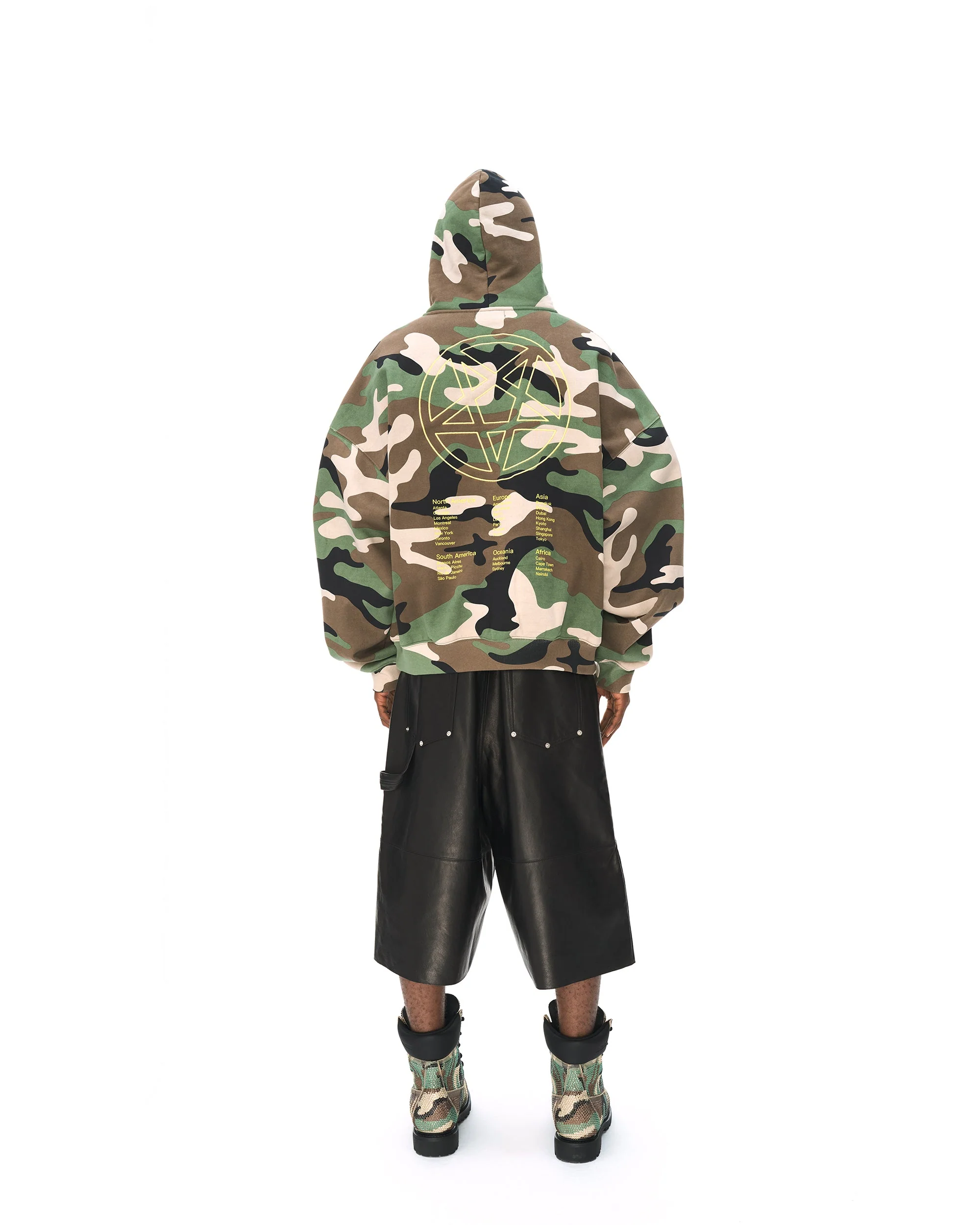 LEATHER BAGGY SHORTS - Image 37