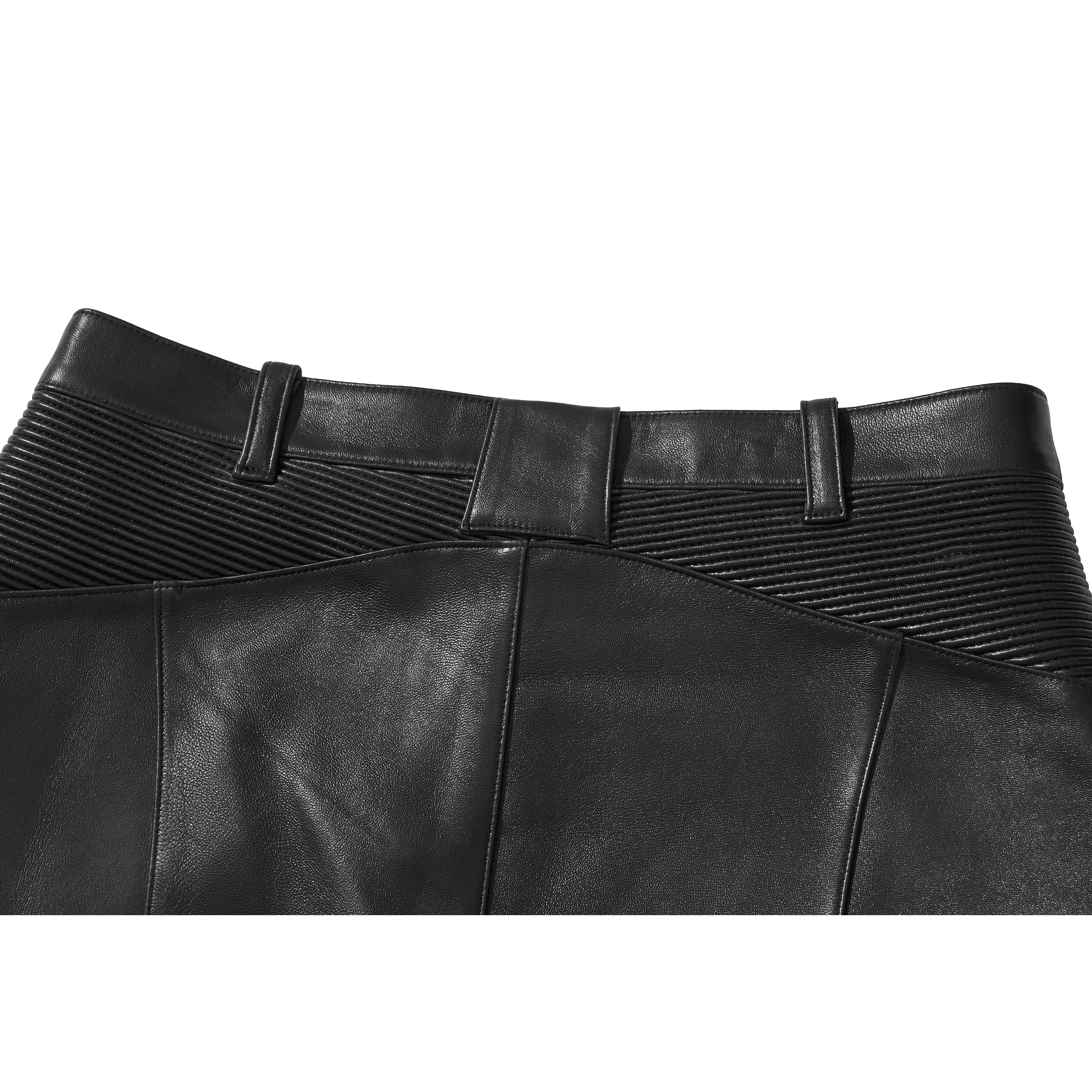 LEATHER BIKER HALF PANTS / BLACK - Image 18