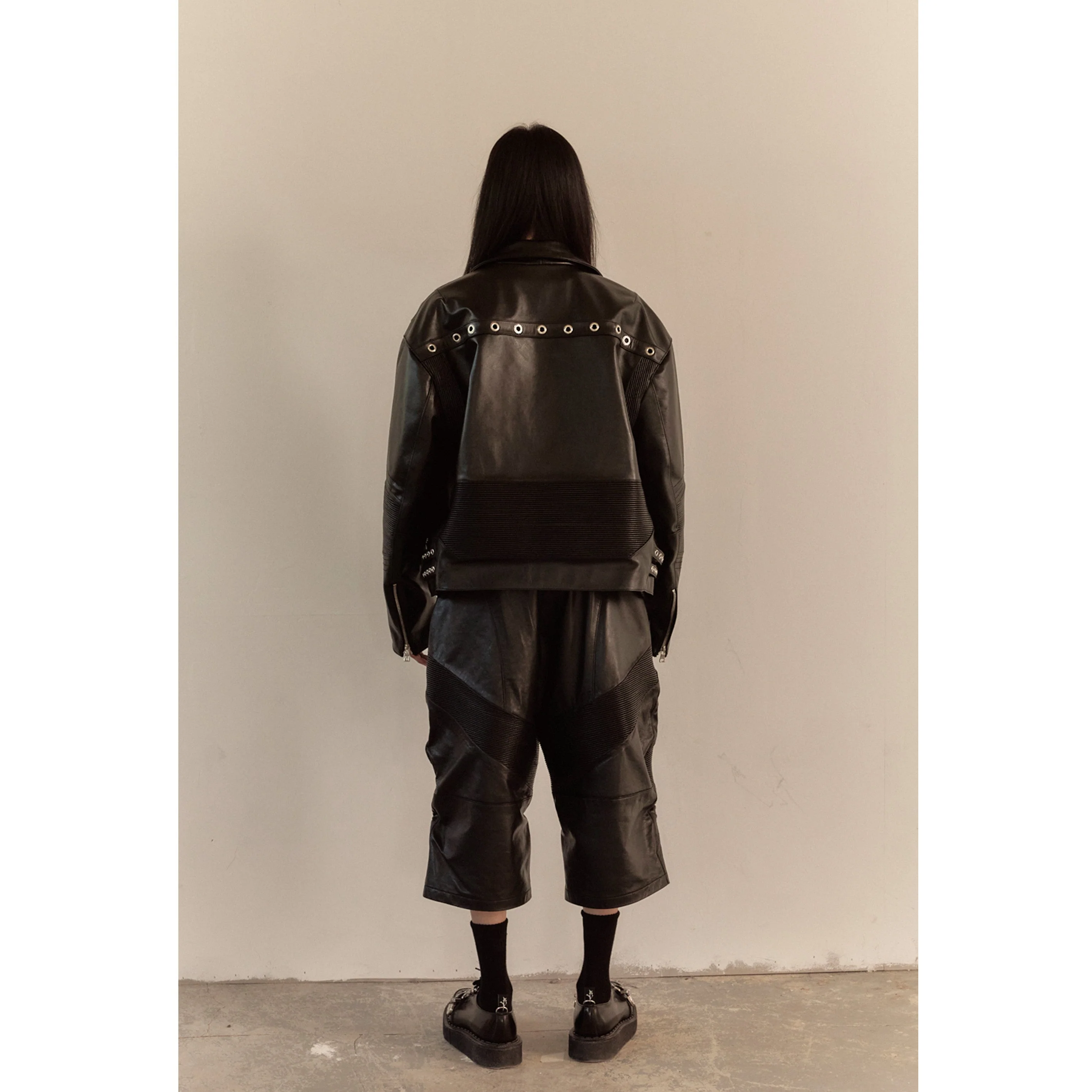 LEATHER BIKER HALF PANTS / BLACK - Image 38