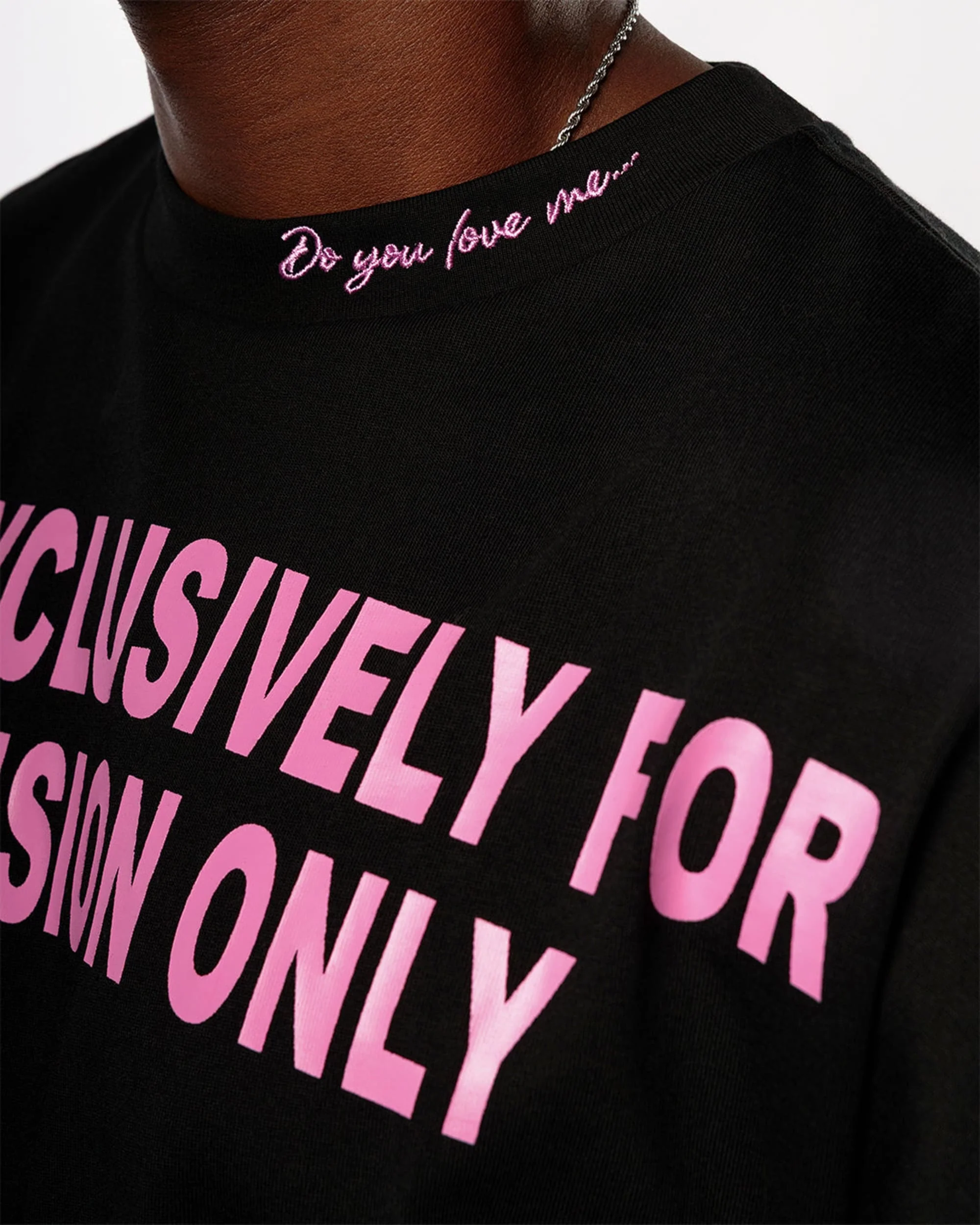 "LETTER TO YOUR HEART" BOXY TEE - BLACK - Image 8