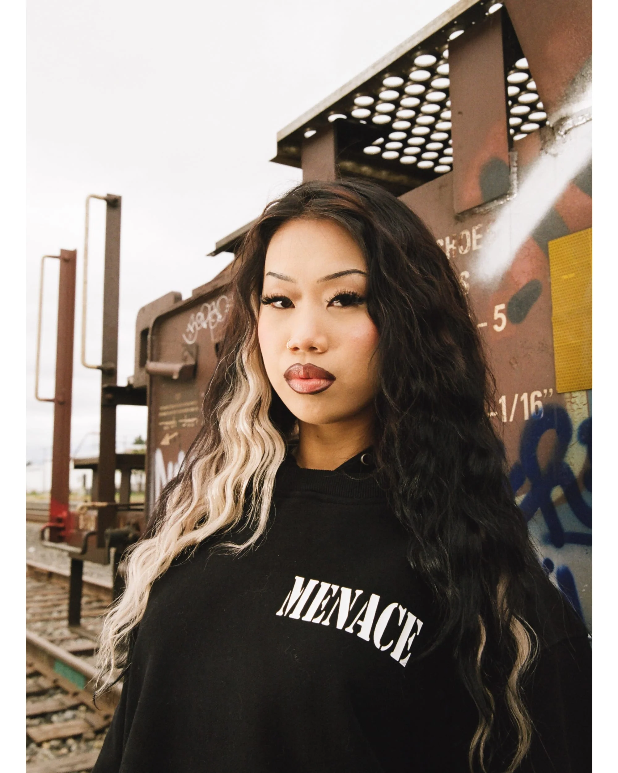 LOGO HOODIE - Image 3