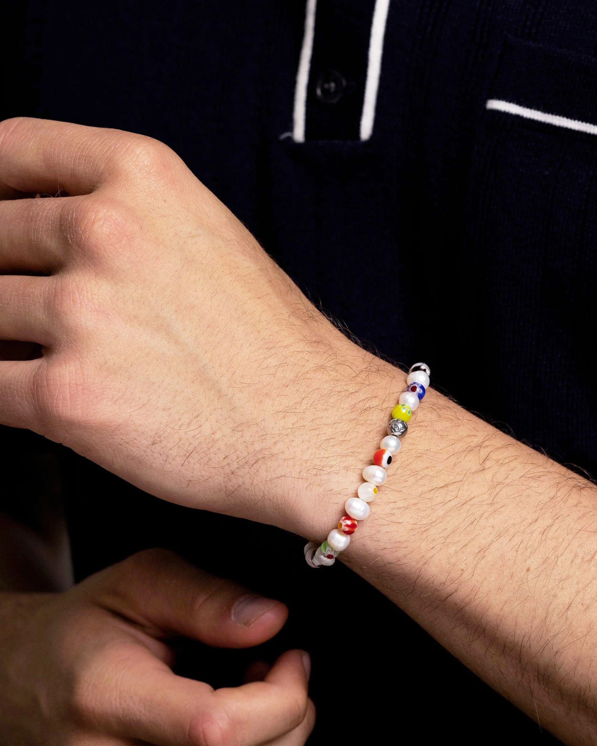 Men's Pearl Wristband with Hand-Painted Glass Beads - Image 6