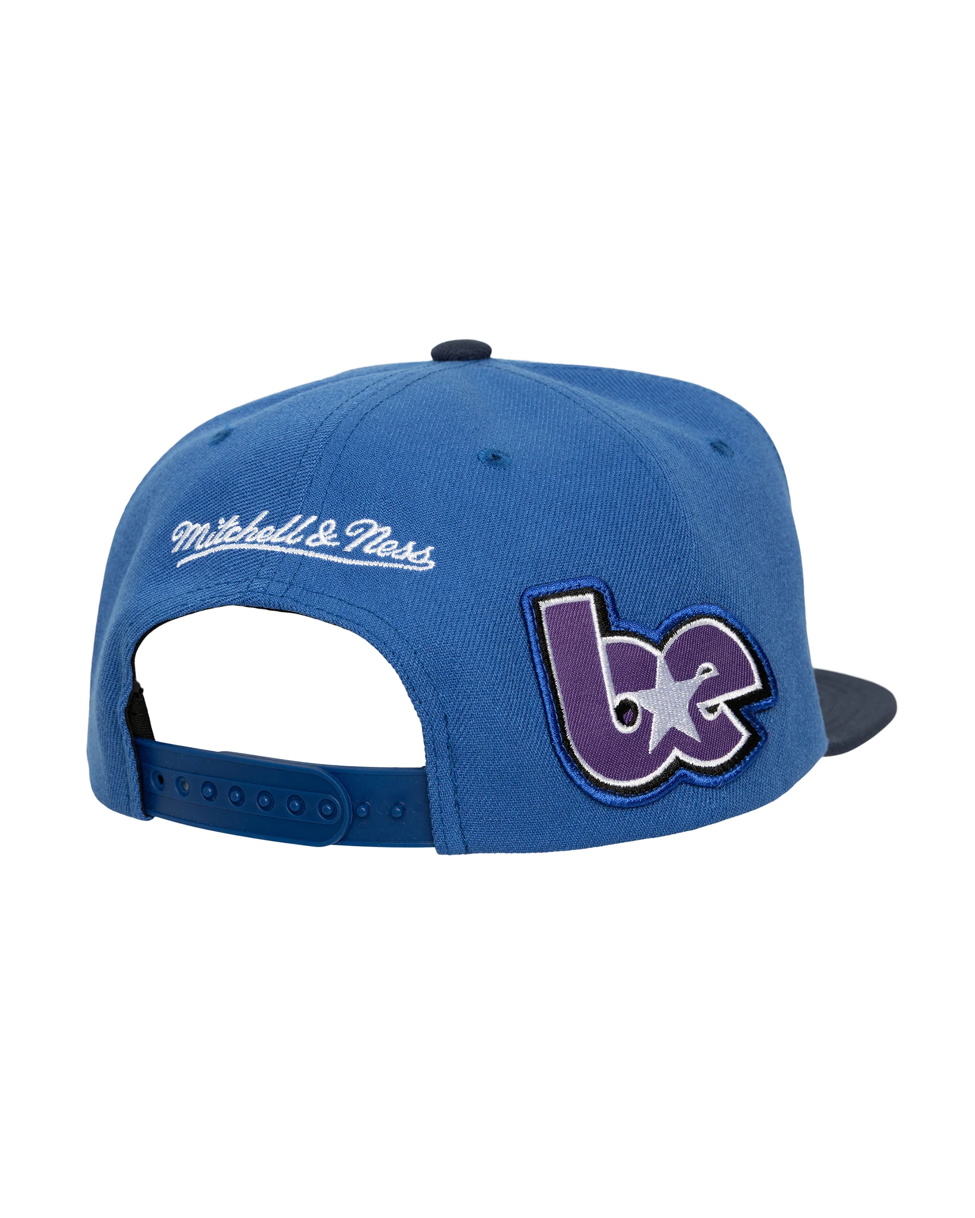 Mitchell & Ness x Billie Eilish Dallas Mavericks NBA B.E. Patch Snapback - Image 4