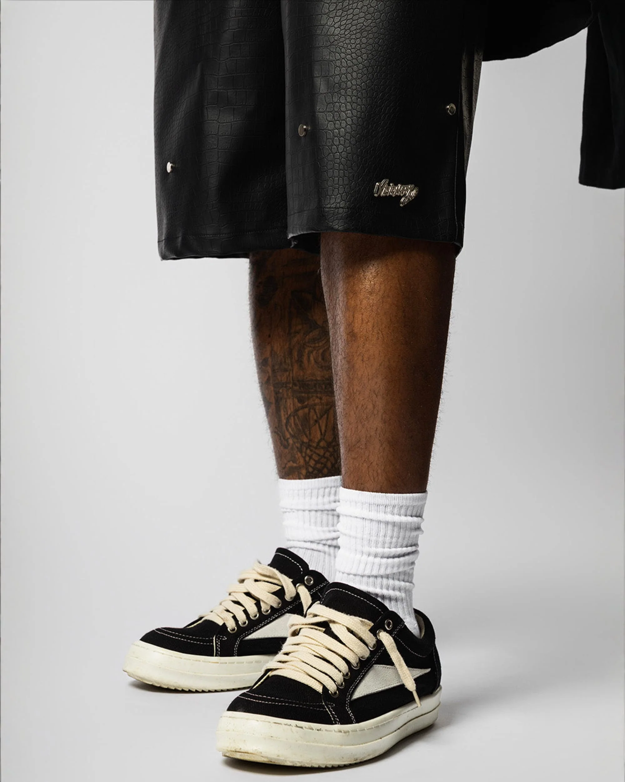 "NIGHT CRAWLER " BAGGY LEATHER SHORTS - Image 3
