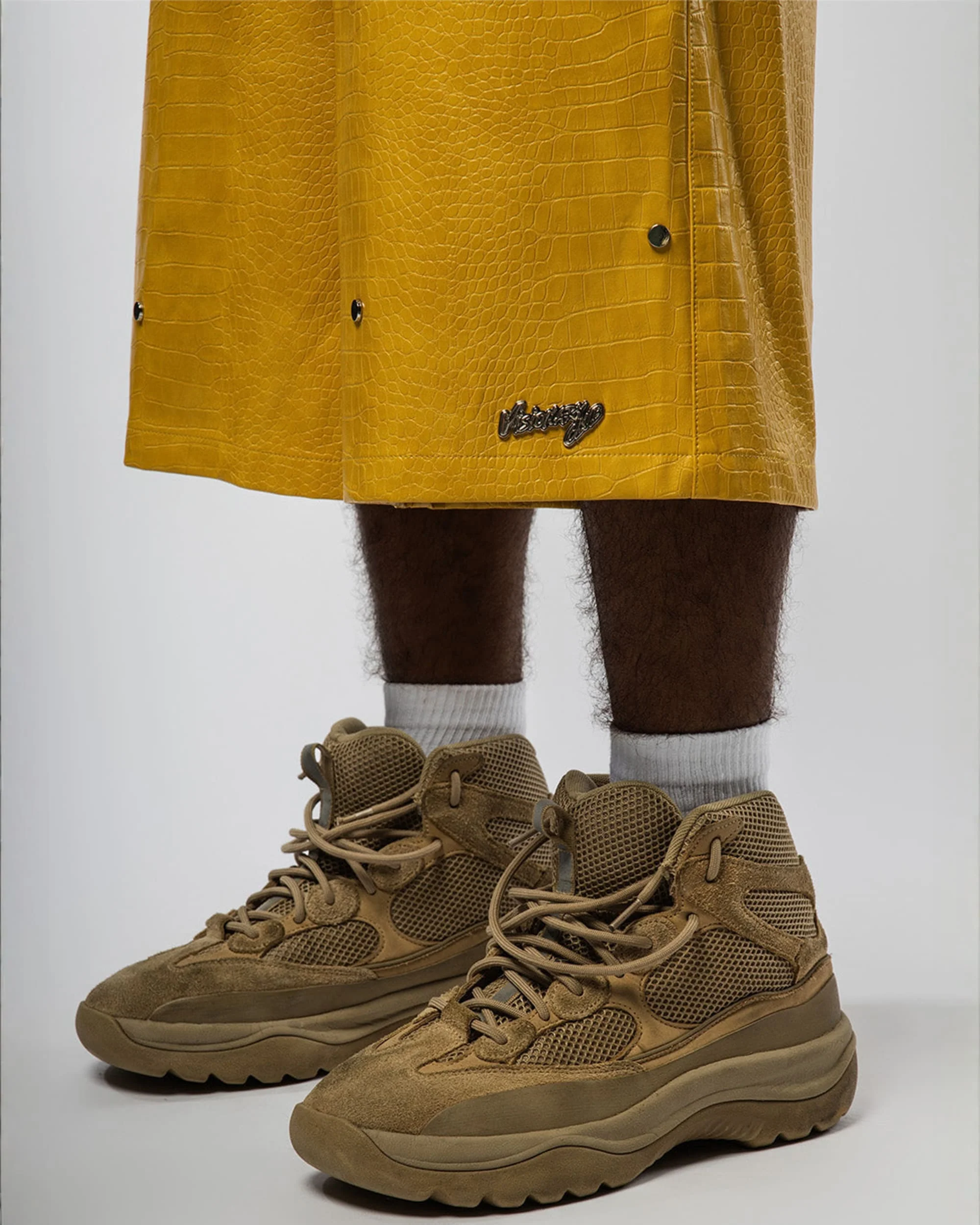 "NIGHT CRAWLER " BAGGY LEATHER SHORTS (YELLOW) - Image 5