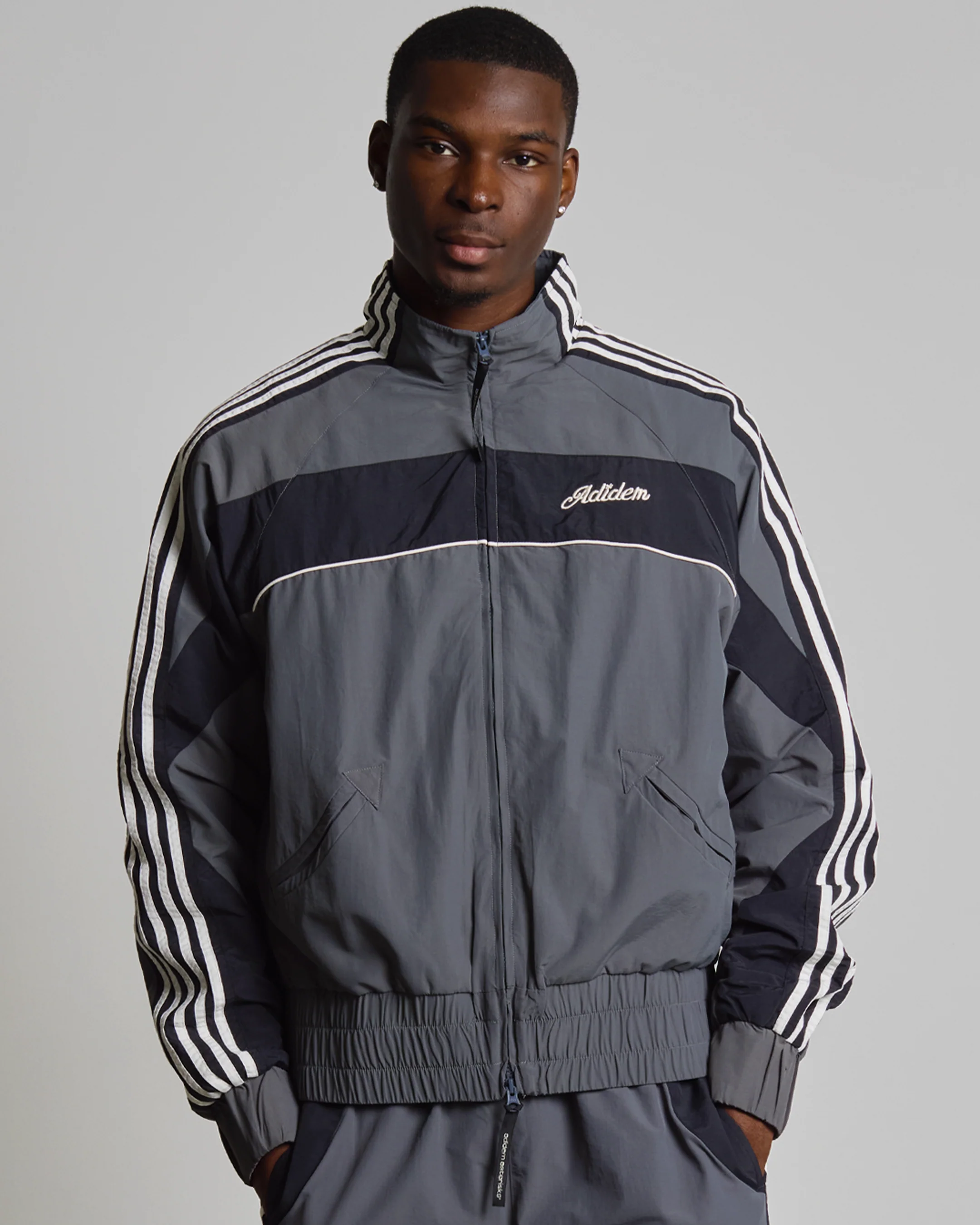 Nylon Jumper Jacket - Image 15