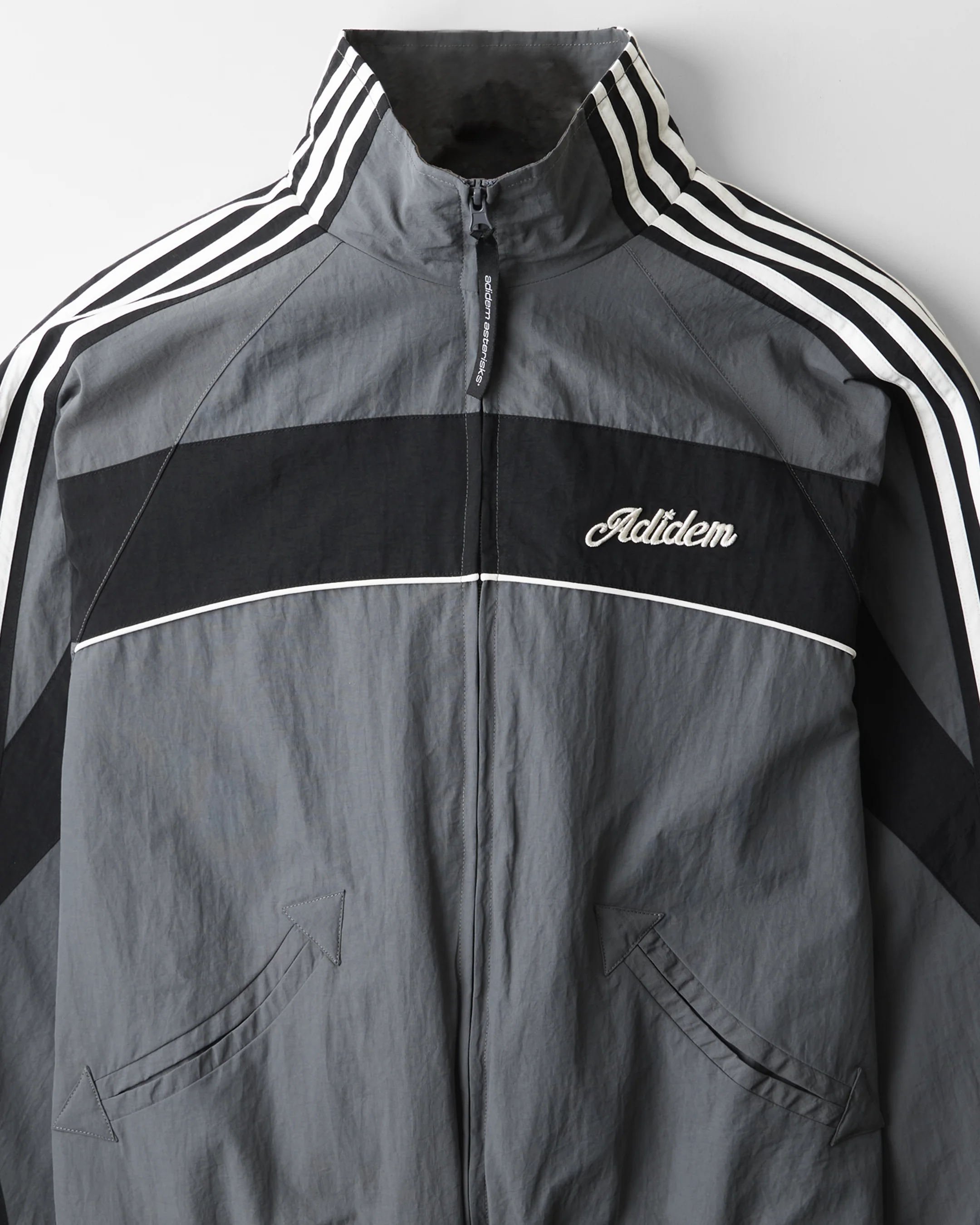 Nylon Jumper Jacket - Image 16