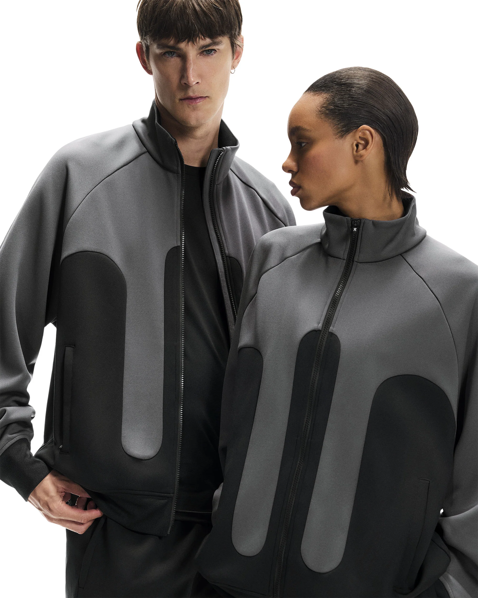 ON RUNNING TRACK JACKET IKON BLACK - Image 5