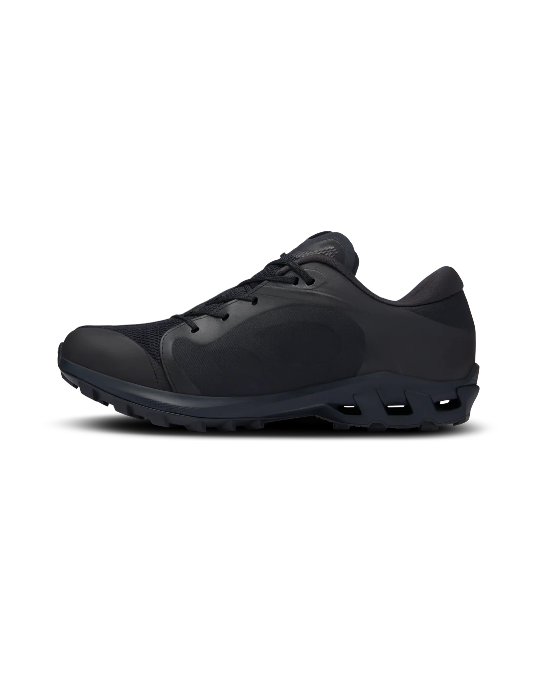 ON X PAF Cloudventure Peak Womens - Black - Image 3