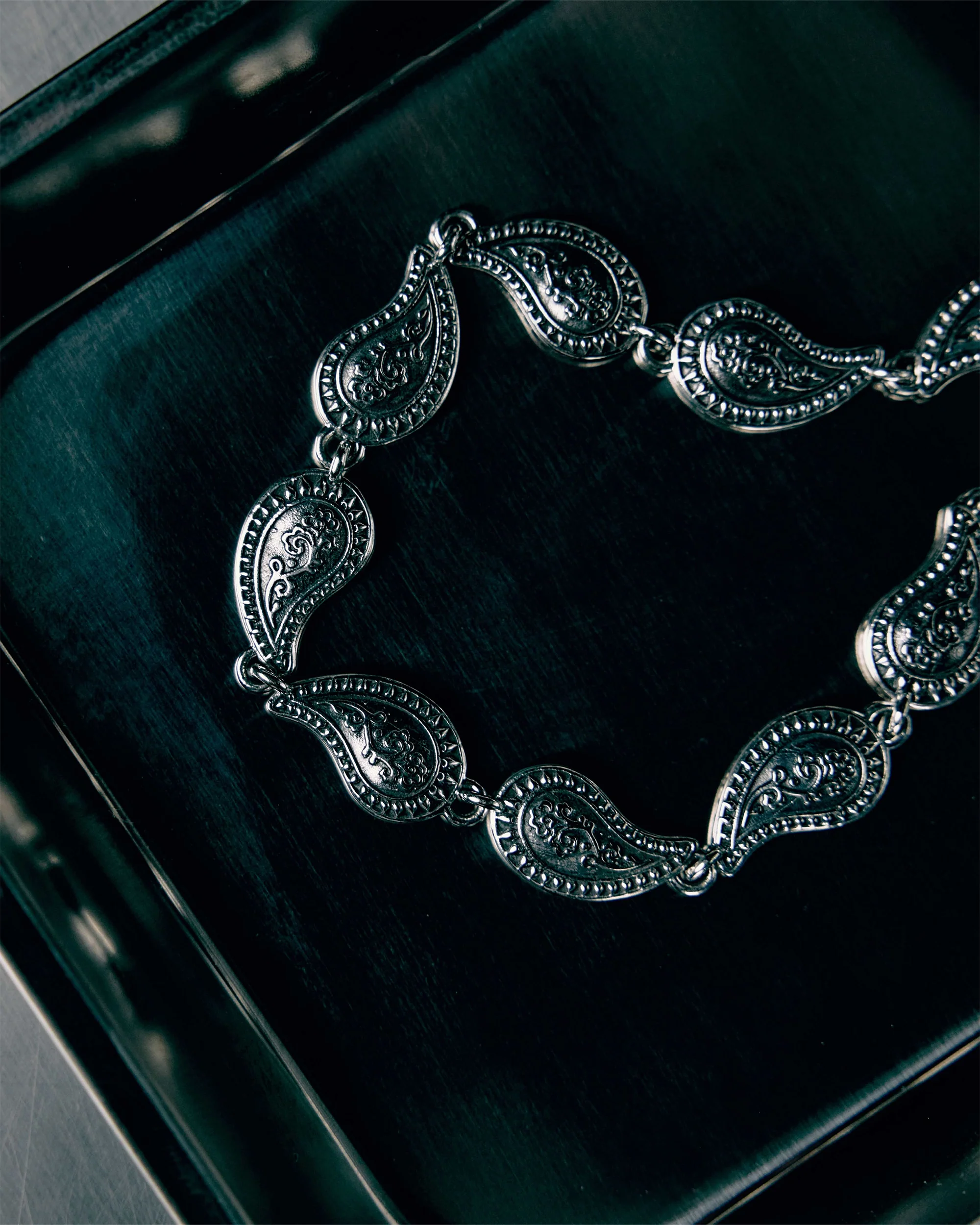 PAISLEY REPEATING BRACELET - Image 6