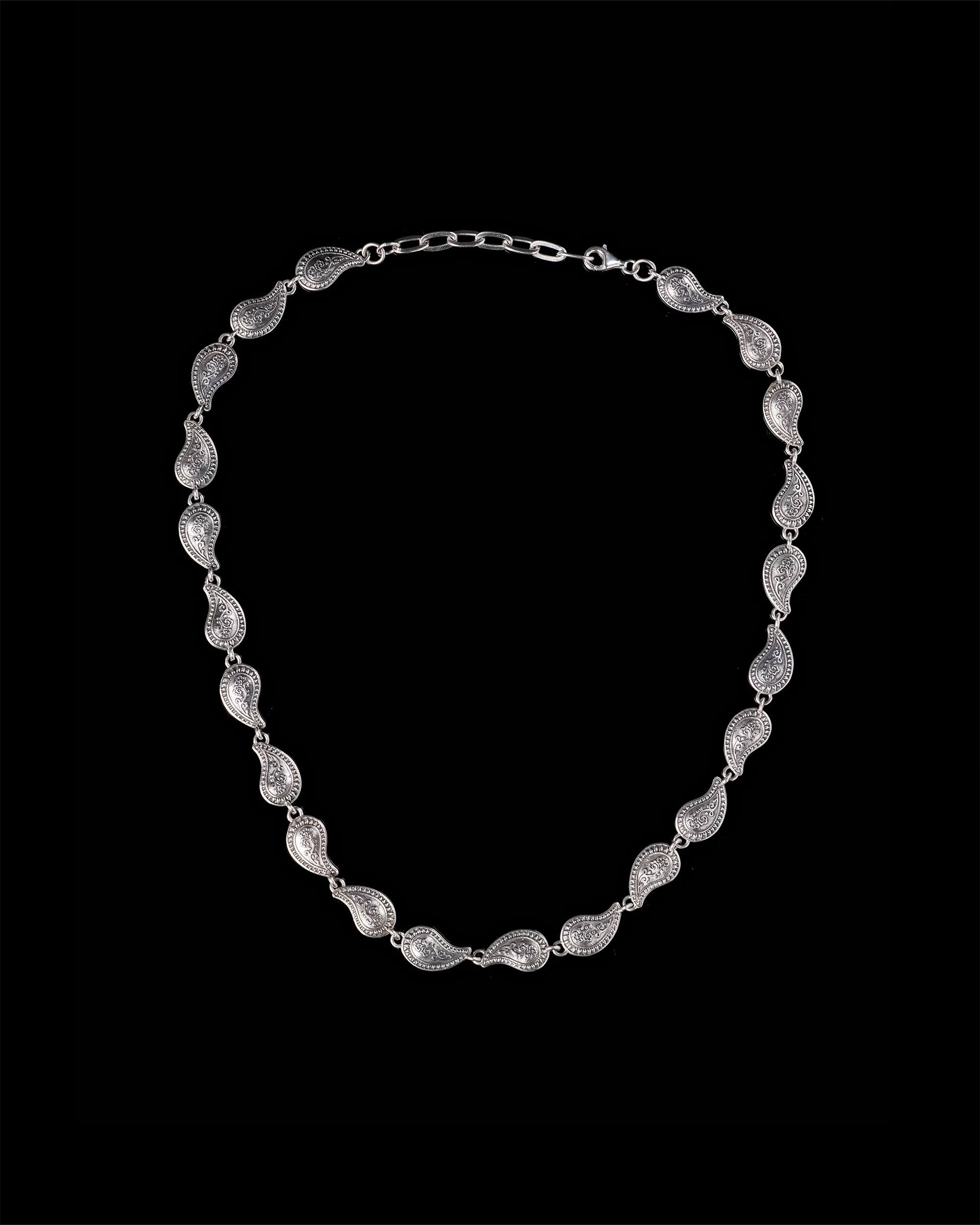 PAISLEY REPEATING NECKLACE