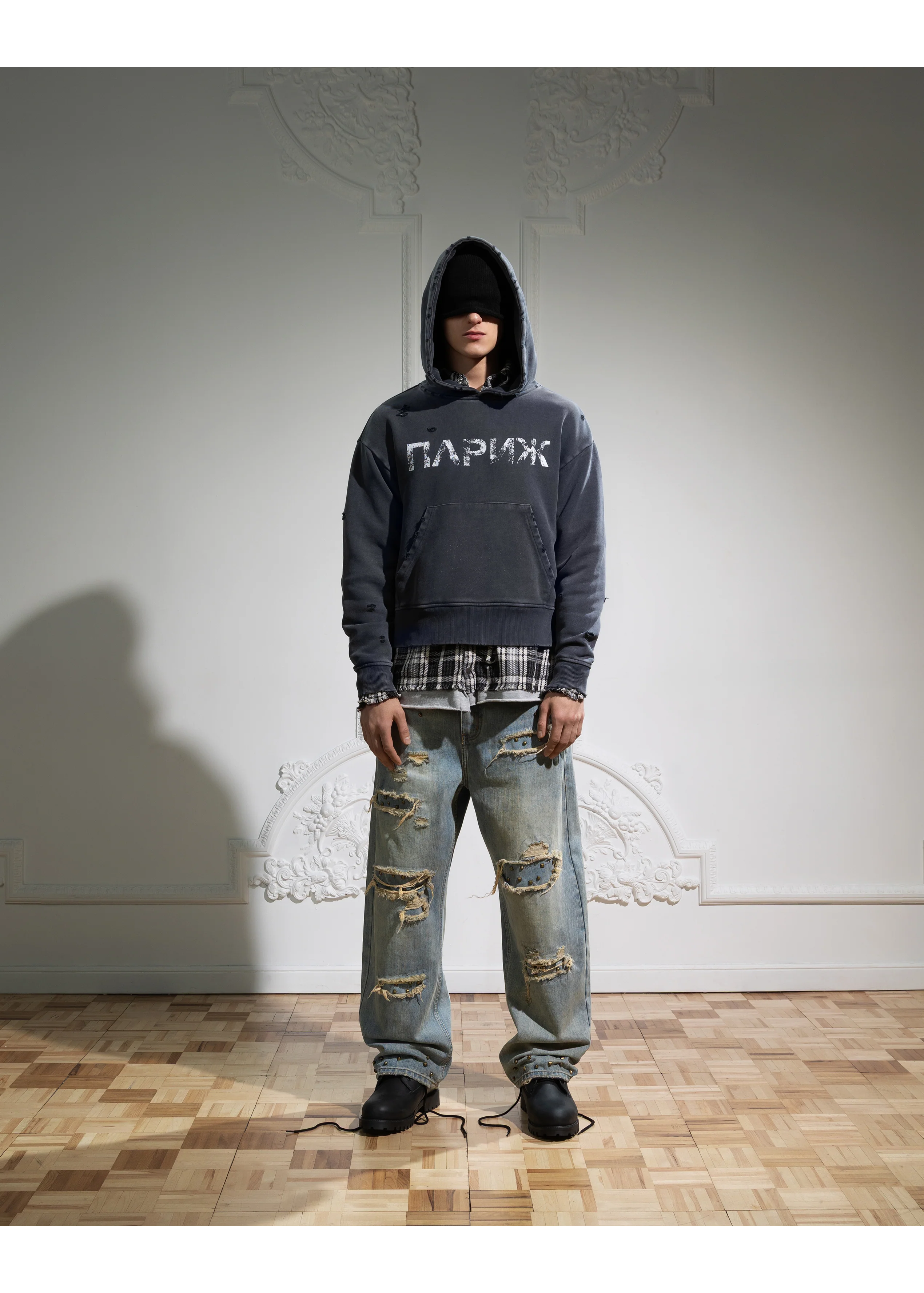 PARIS HOODIE in GREY - Image 10