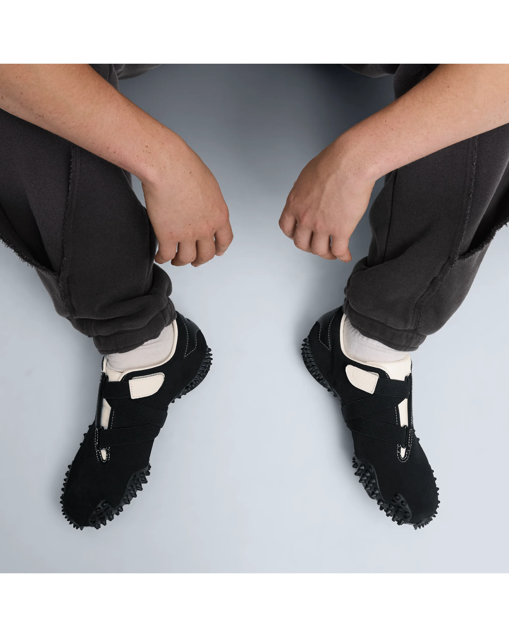 PUMA MOSTRO ICONS - BLACK - Image 3