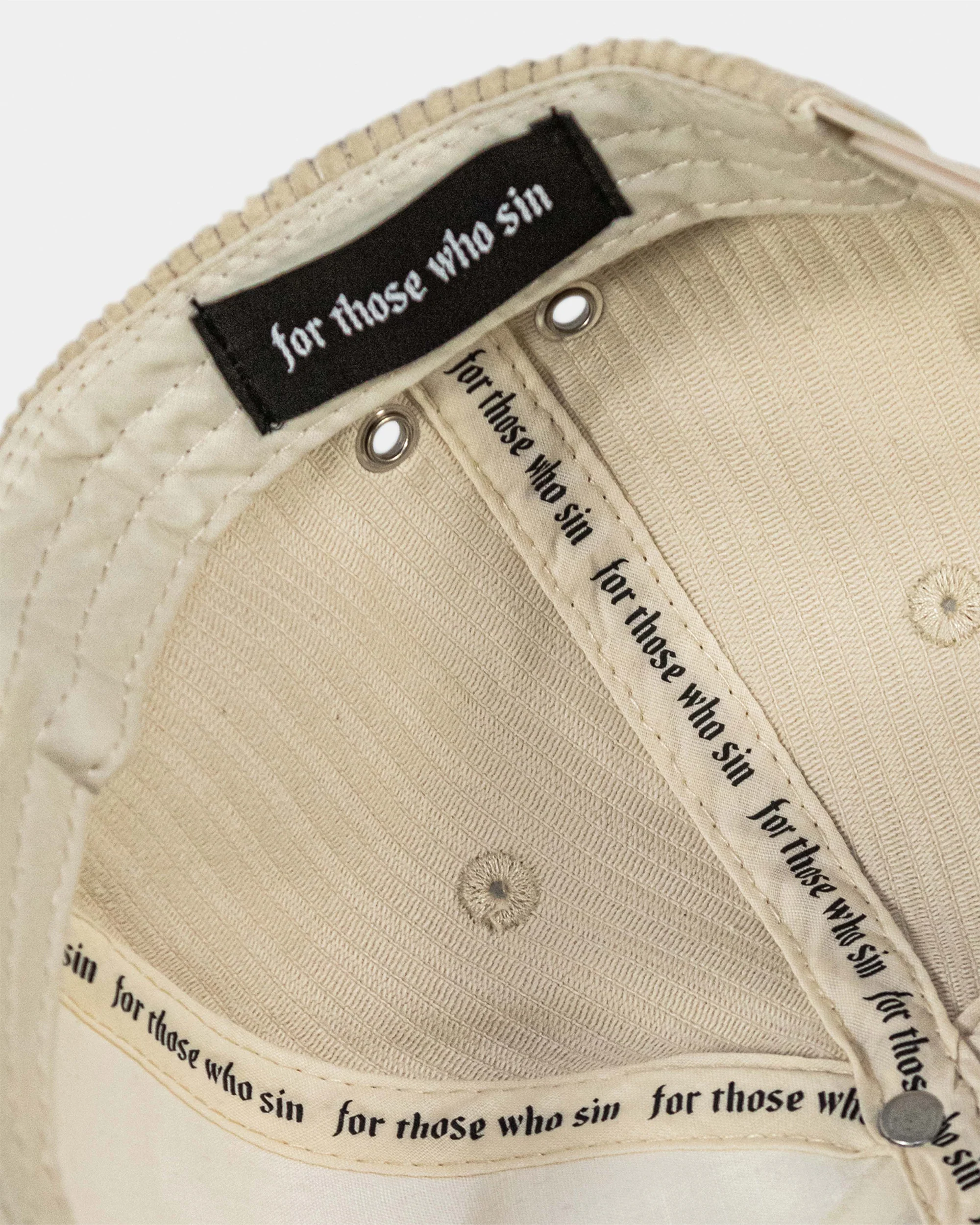 RED DOT CORDUROY HAT - Image 3