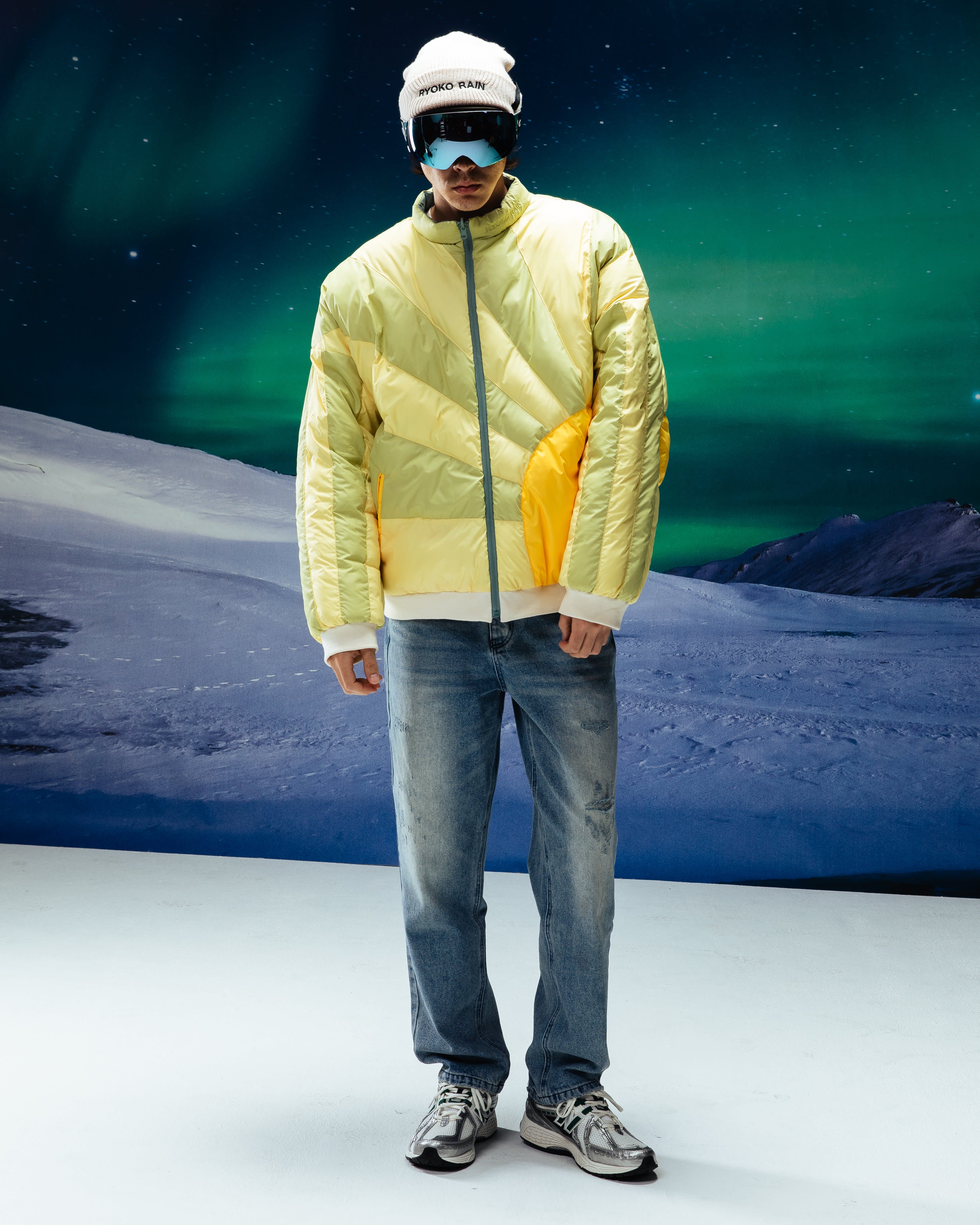 REVERSIBLE SUNRISE PUFFER JACKET - Image 11