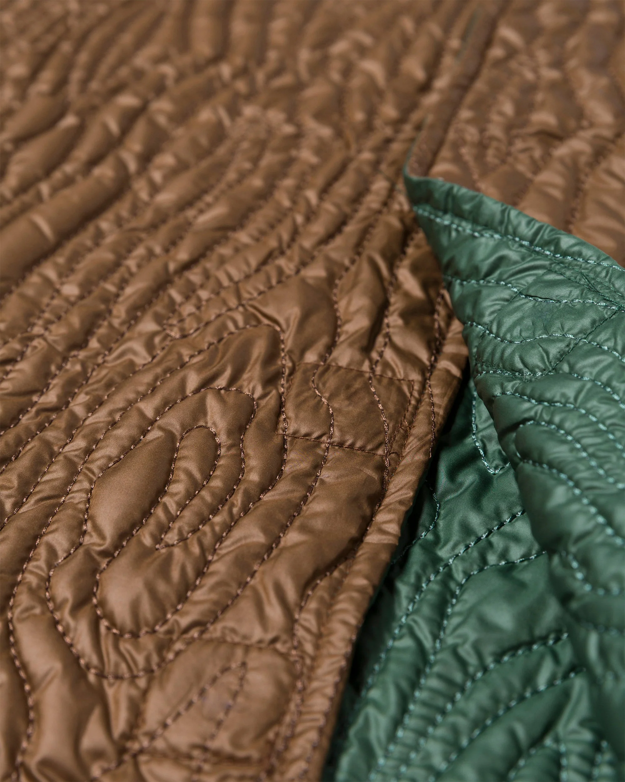 REVERSIBLE TREE BARK VEST - Image 5