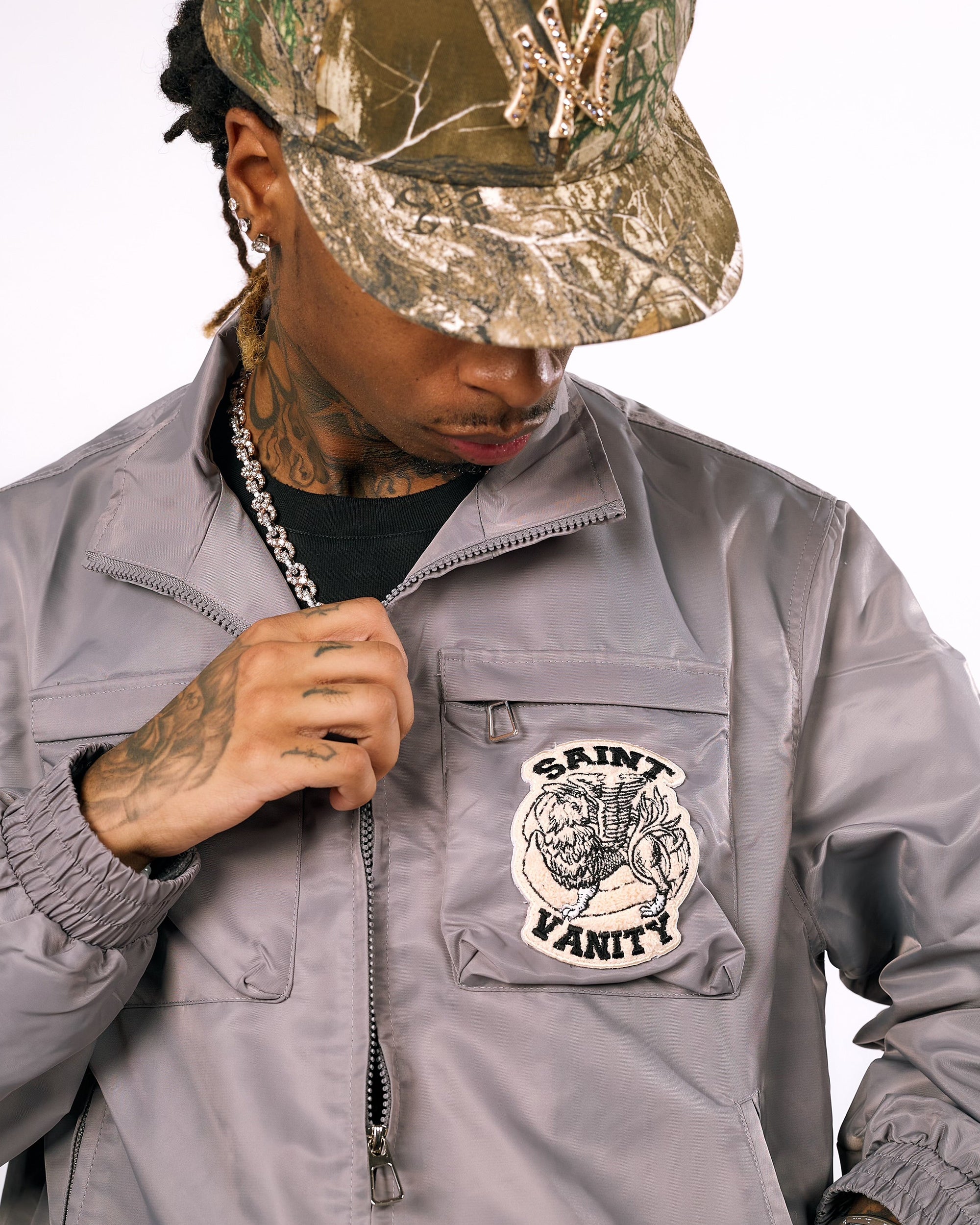 SAINT VANITY™ CARGO JACKET – GREY + - Image 3