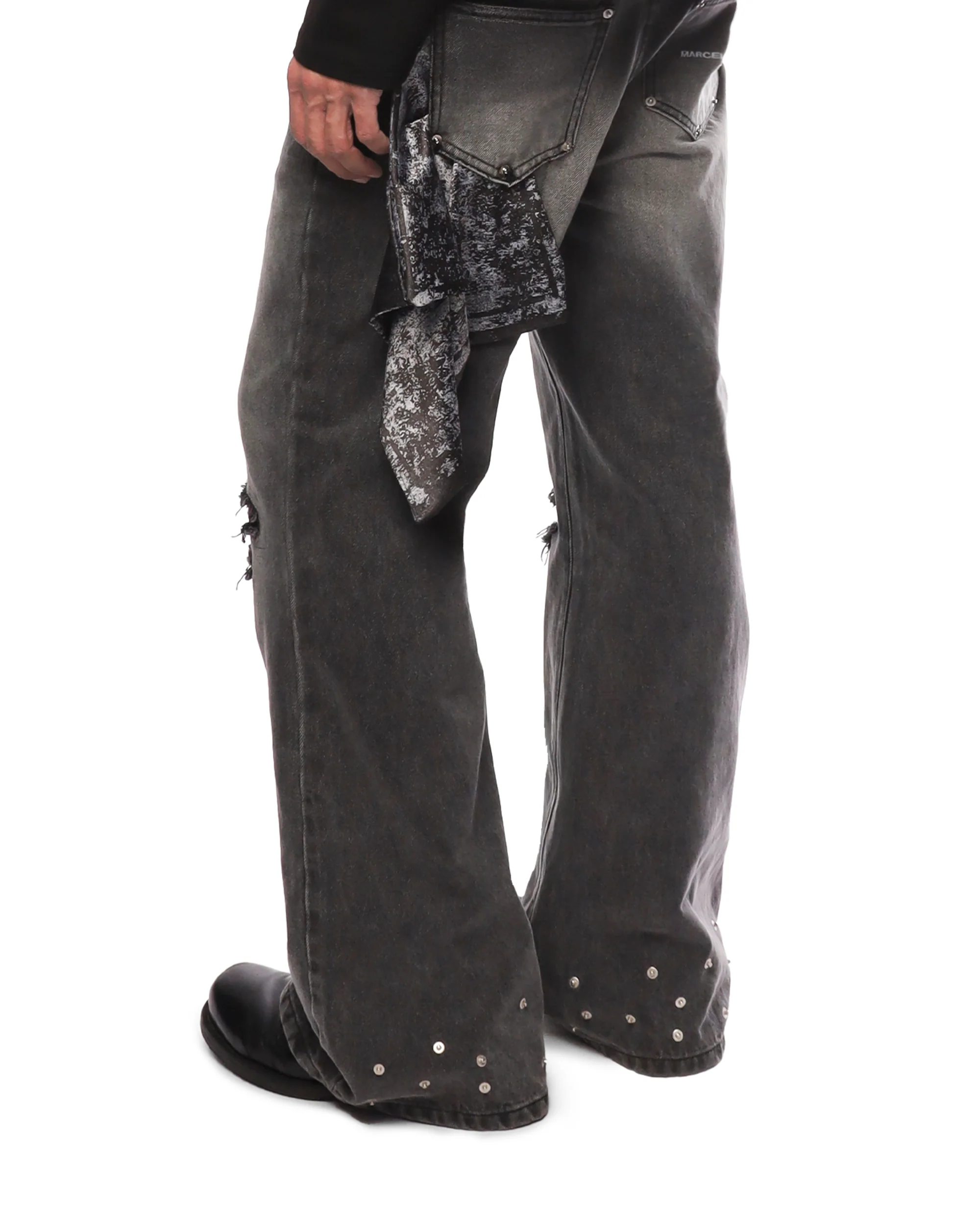 SERPENT FLARE DENIM in GREY - Image 4