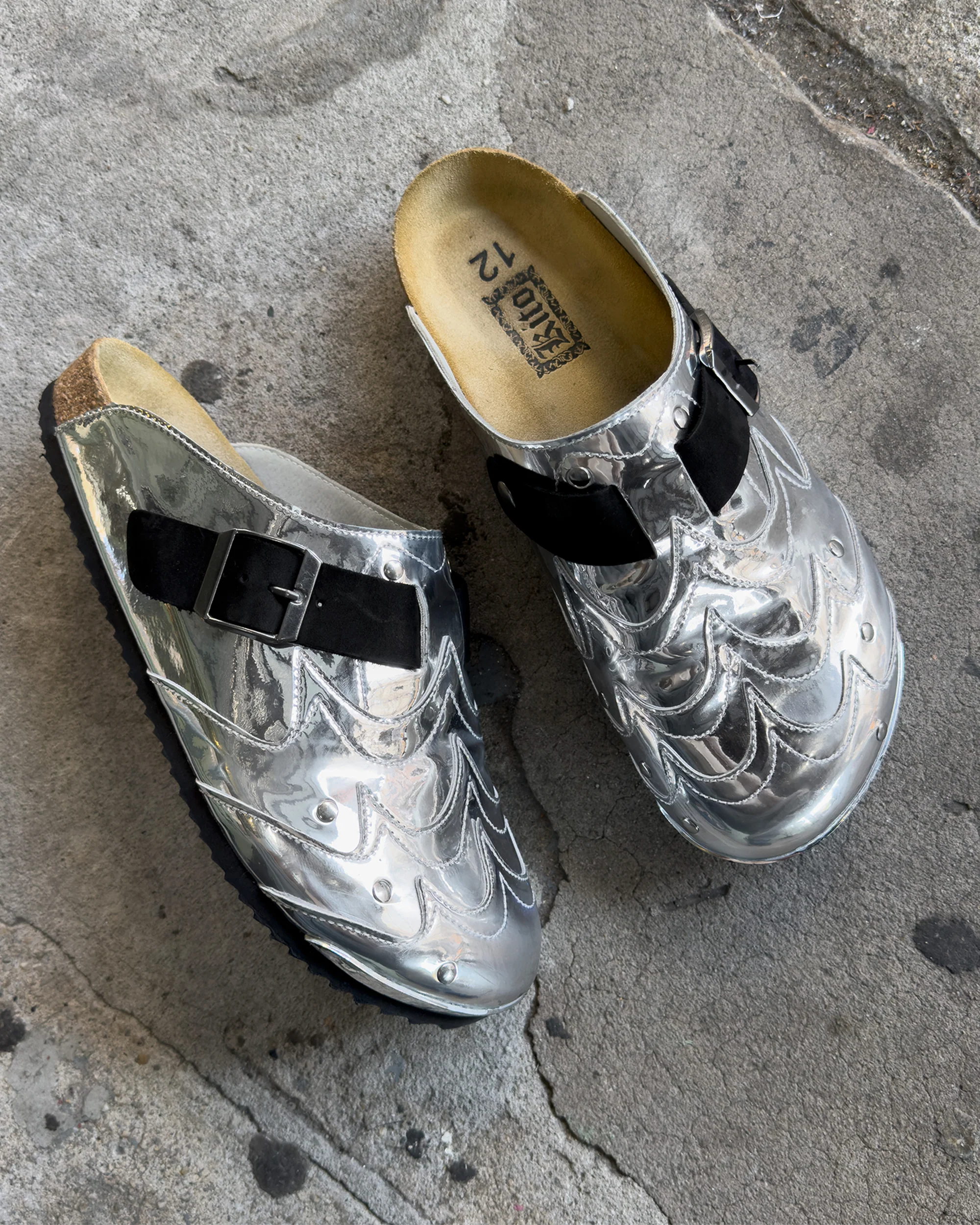 Shining Armor Clogs - Image 4