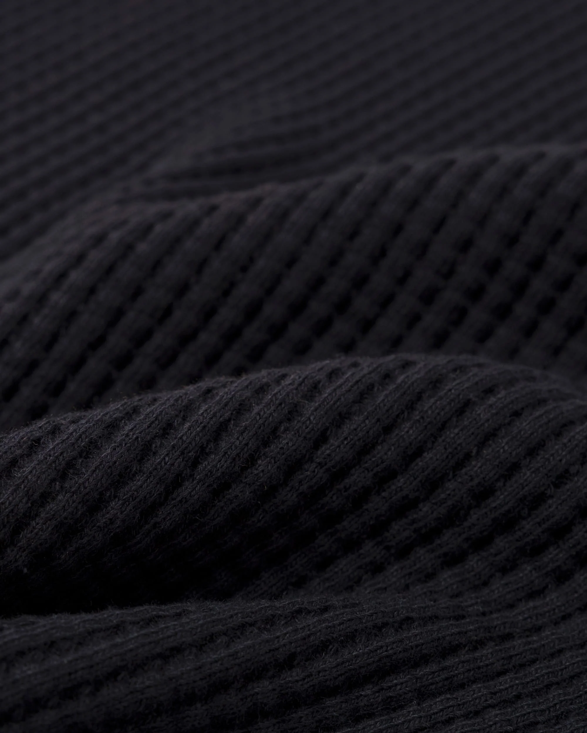 Short Sleeve Thermal Sweater - Black - Image 3