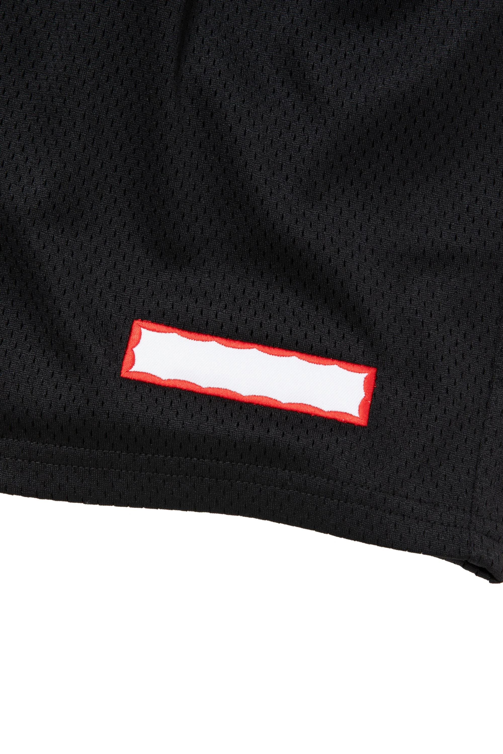 SIDE LOGO SIDE BLANK FRAME MESH SHORTS - BLACK - Image 8
