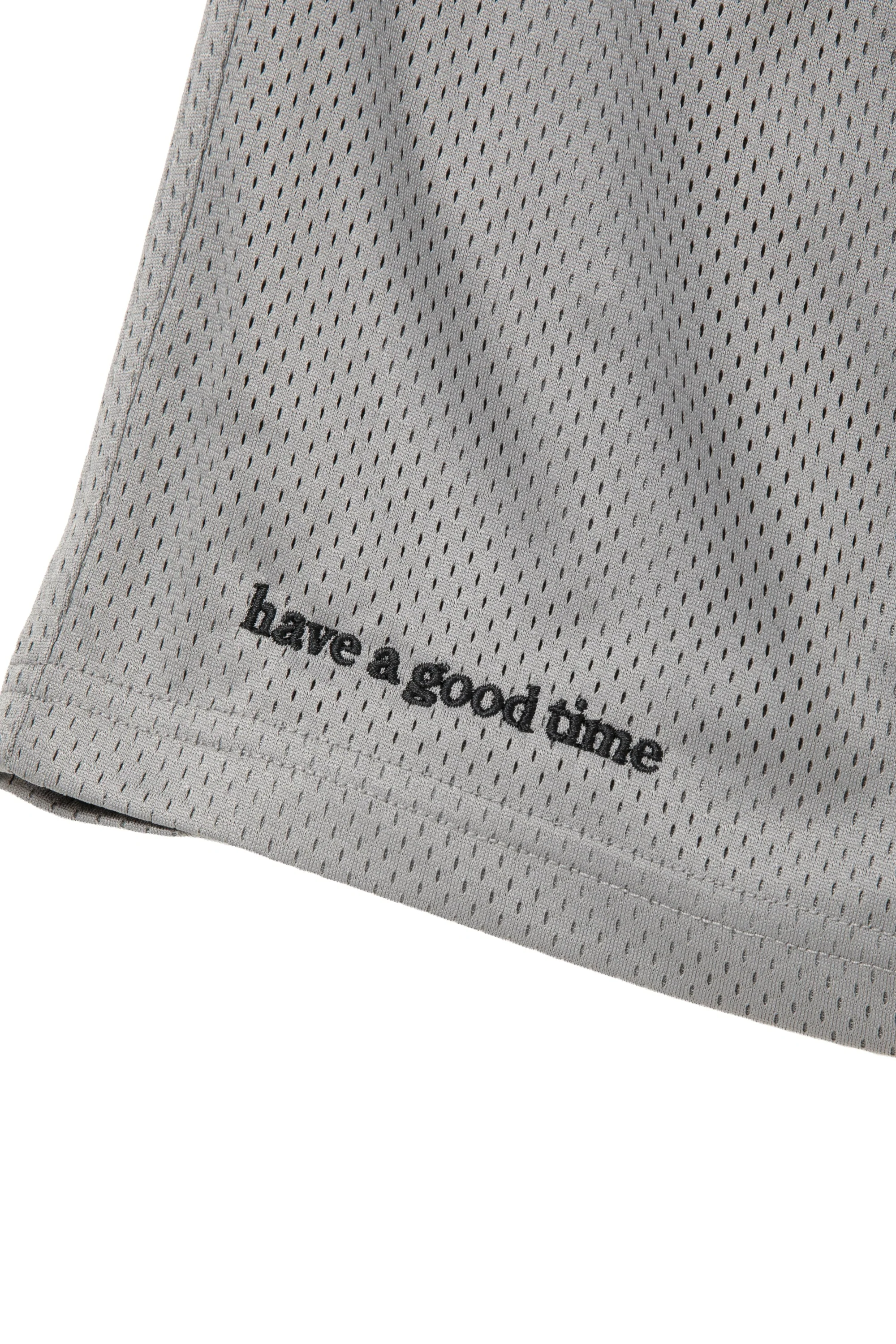 SIDE LOGO SIDE BLANK FRAME MESH SHORTS - ICE GREY - Image 9