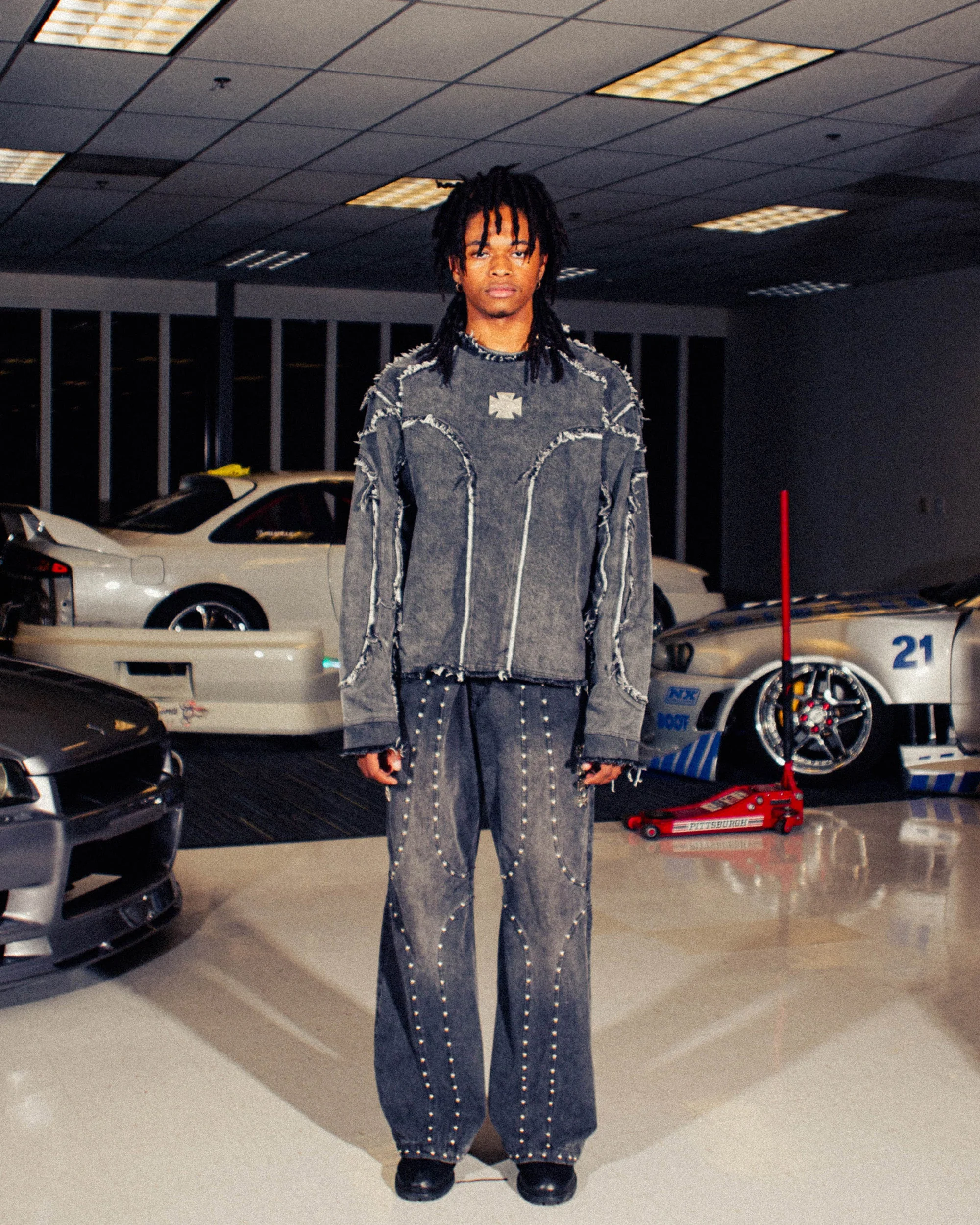 Star-Bolt Denim Sweater - Image 7