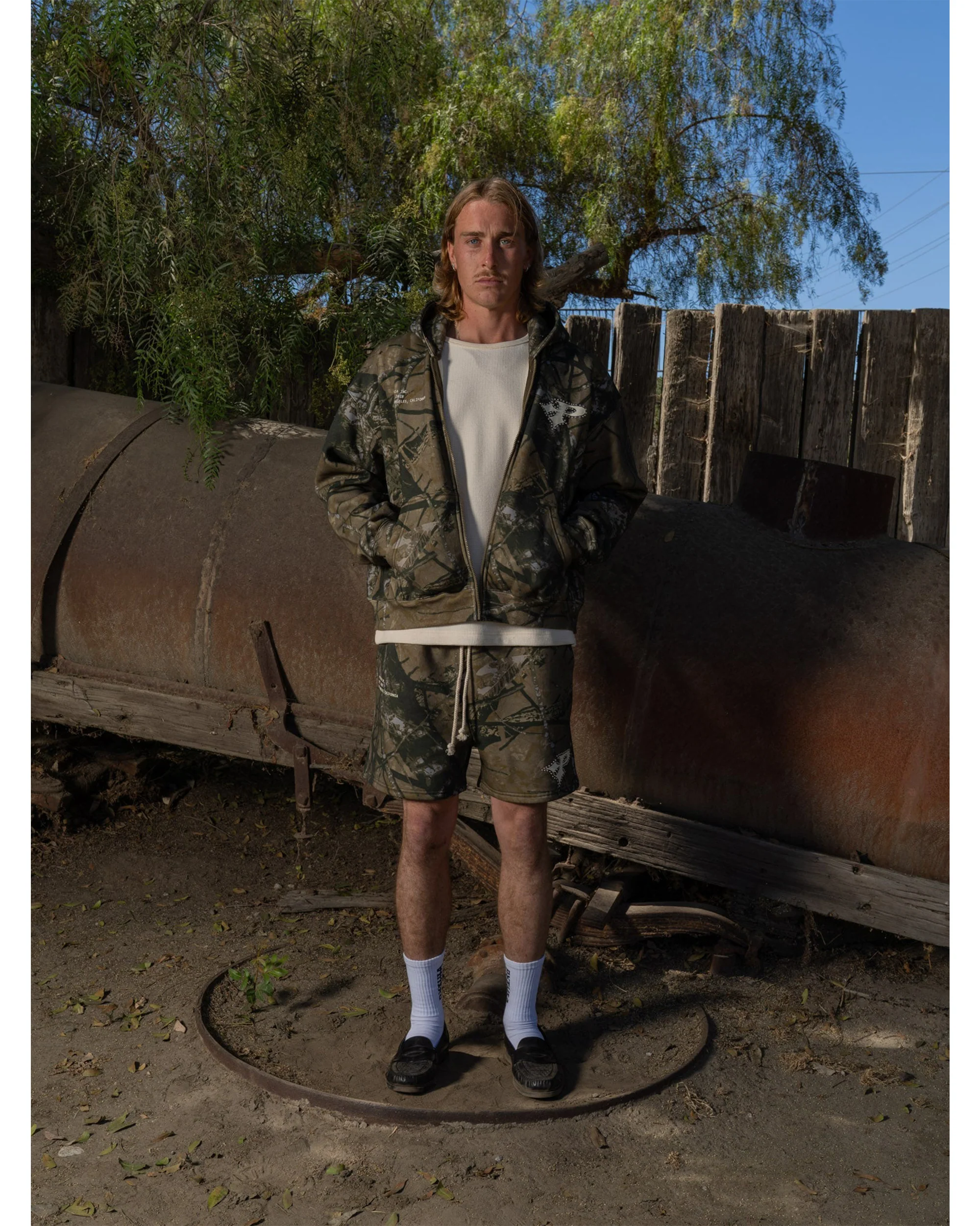 STUDDED LOGO HOODIE - CAMO - Image 4