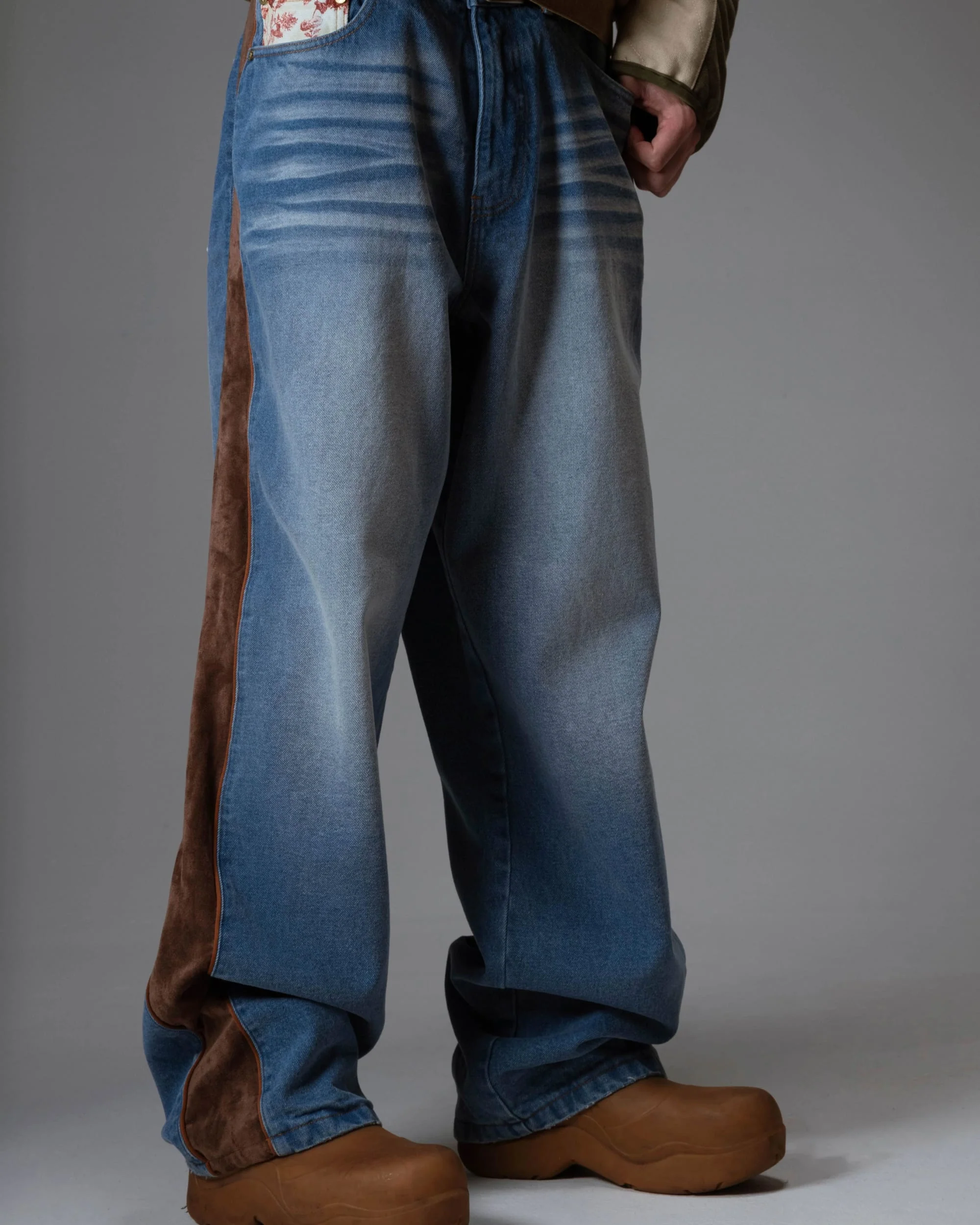 SUEDE SIDE PANEL JEANS - Image 2