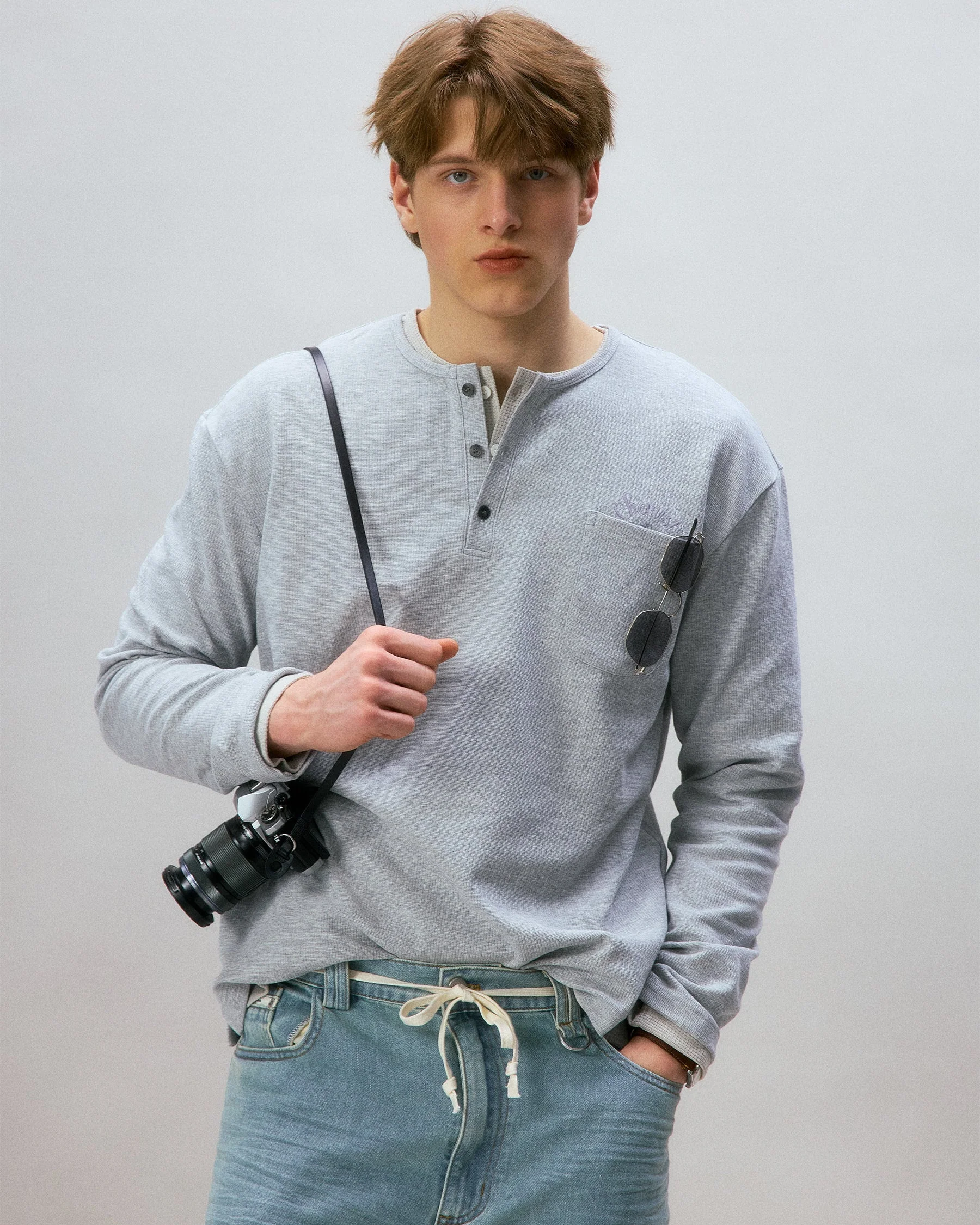 T4_GRY_LONGSLEEVES_250G - Image 2