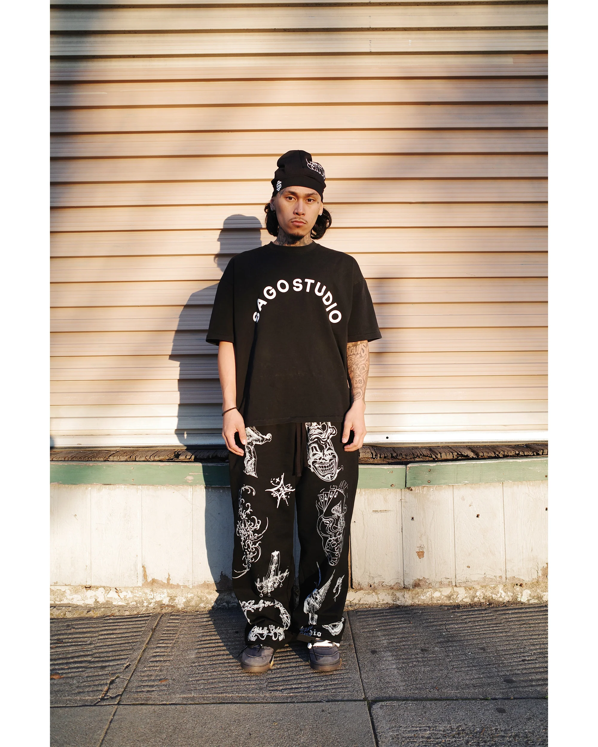 Tattoo sweats (black) - Image 3