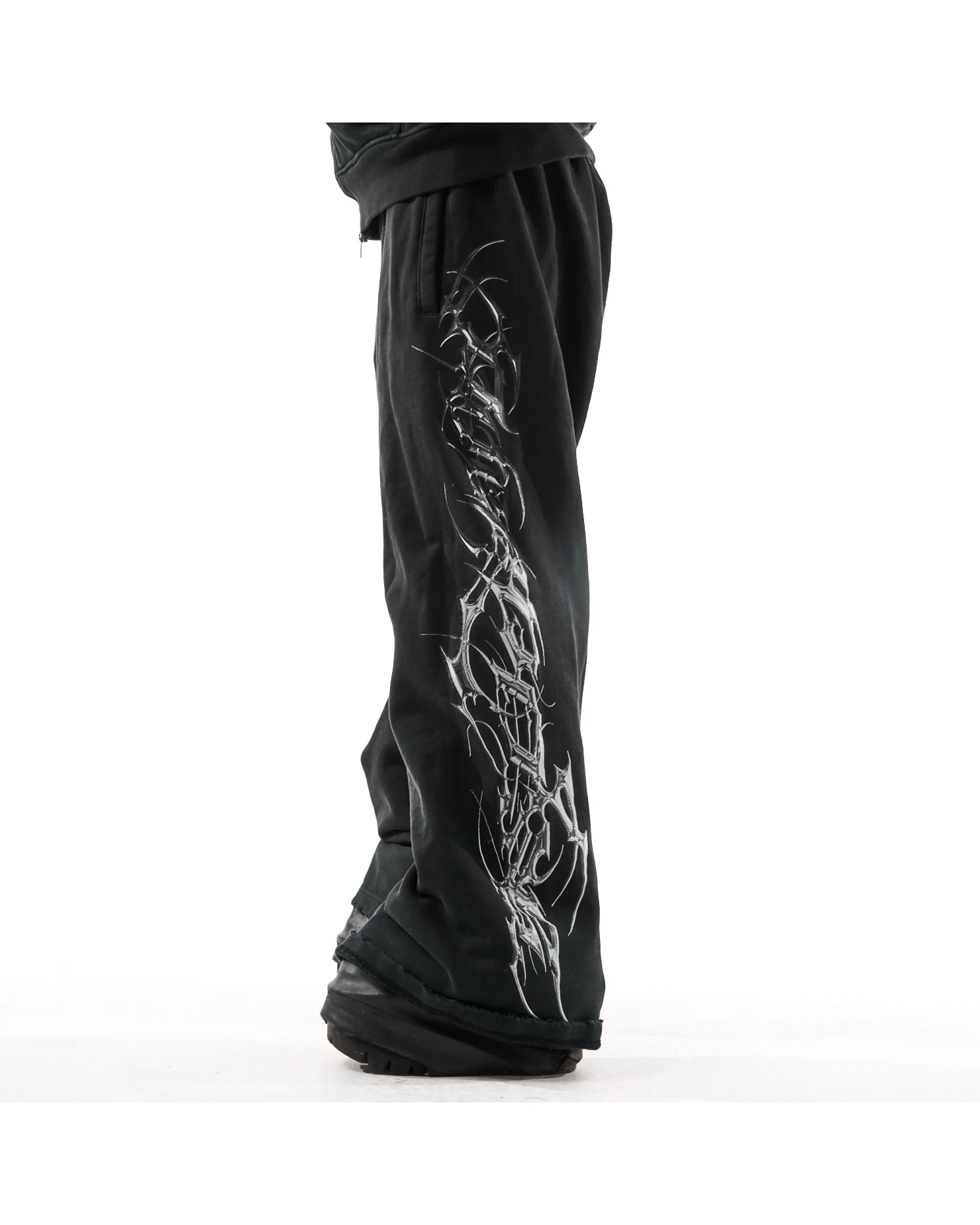 "TRIBAMETAL" SWEATPANTS - Image 10