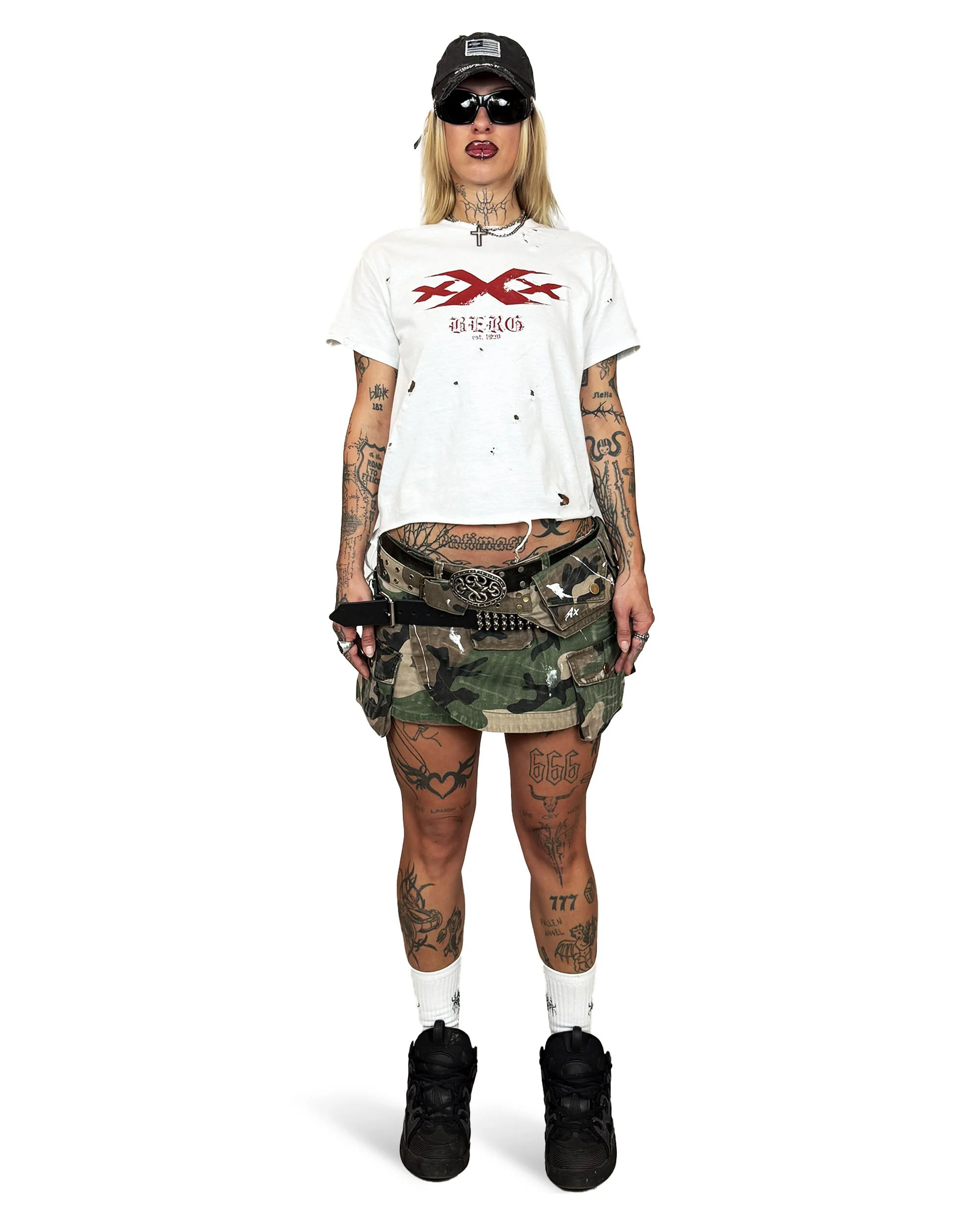 TRIPLE-X - DISTRESSED T-SHIRT | UNISEX - Image 3