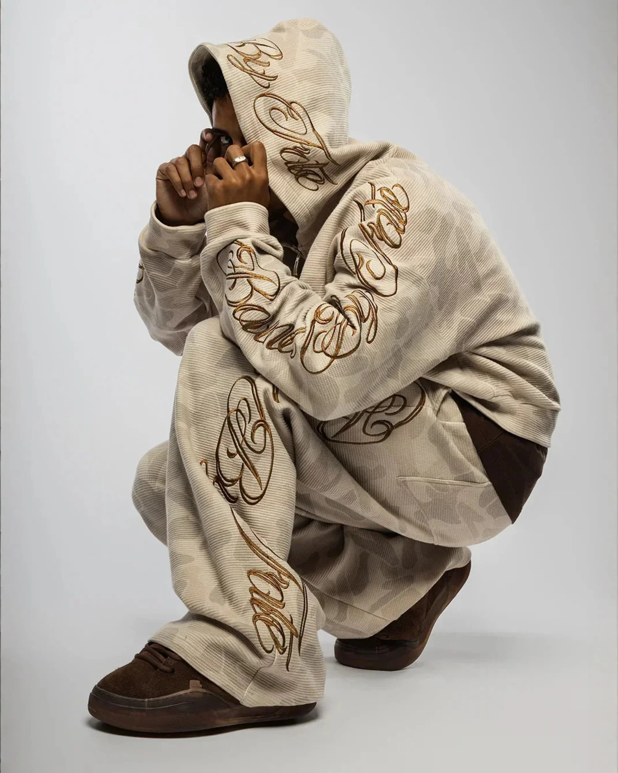 VISIONARY "BOUND BY FATE" CAMO SWEATS - Image 2
