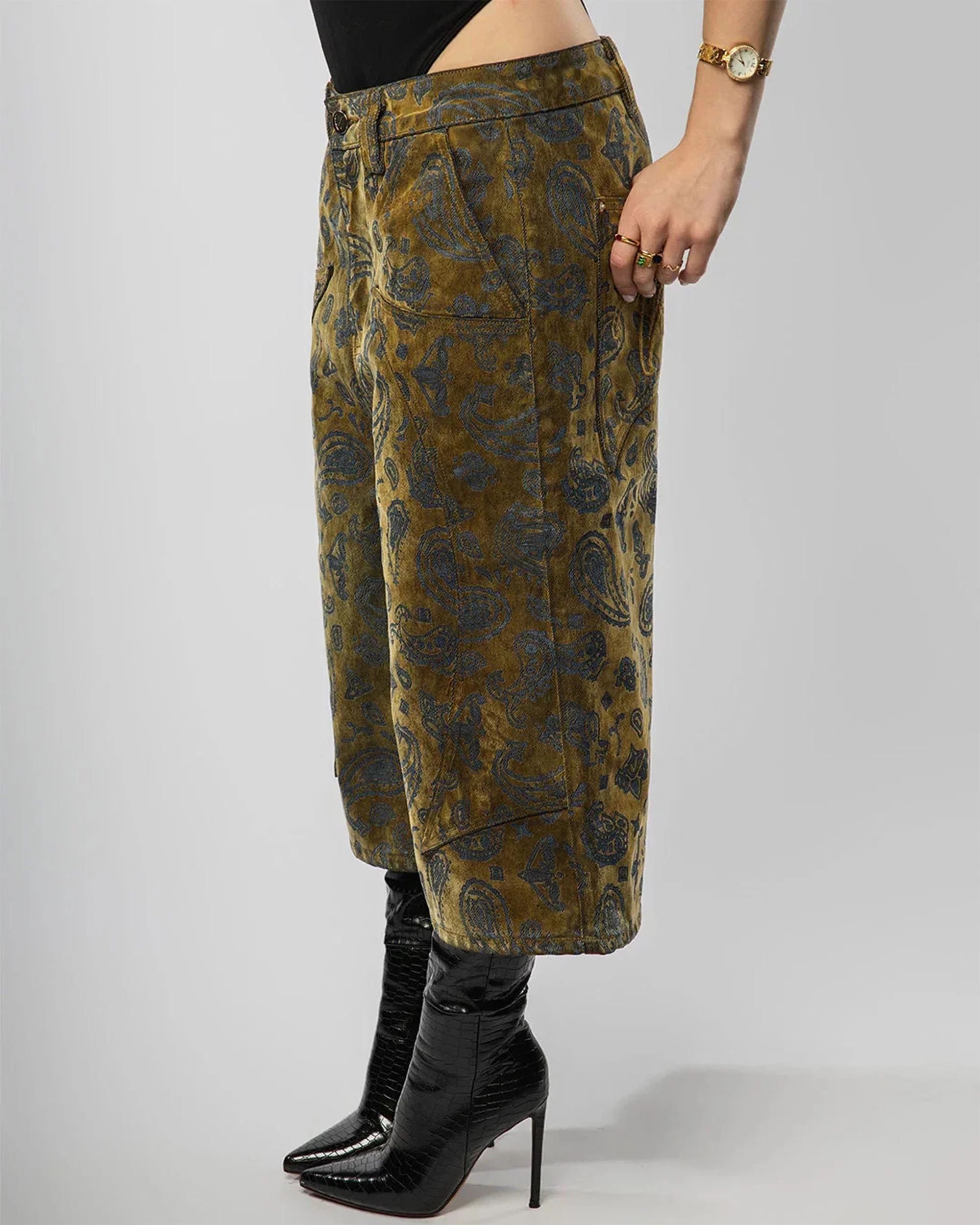 VISIONARY "GRANDMA COUCH" DENIM SHORTS - Image 7