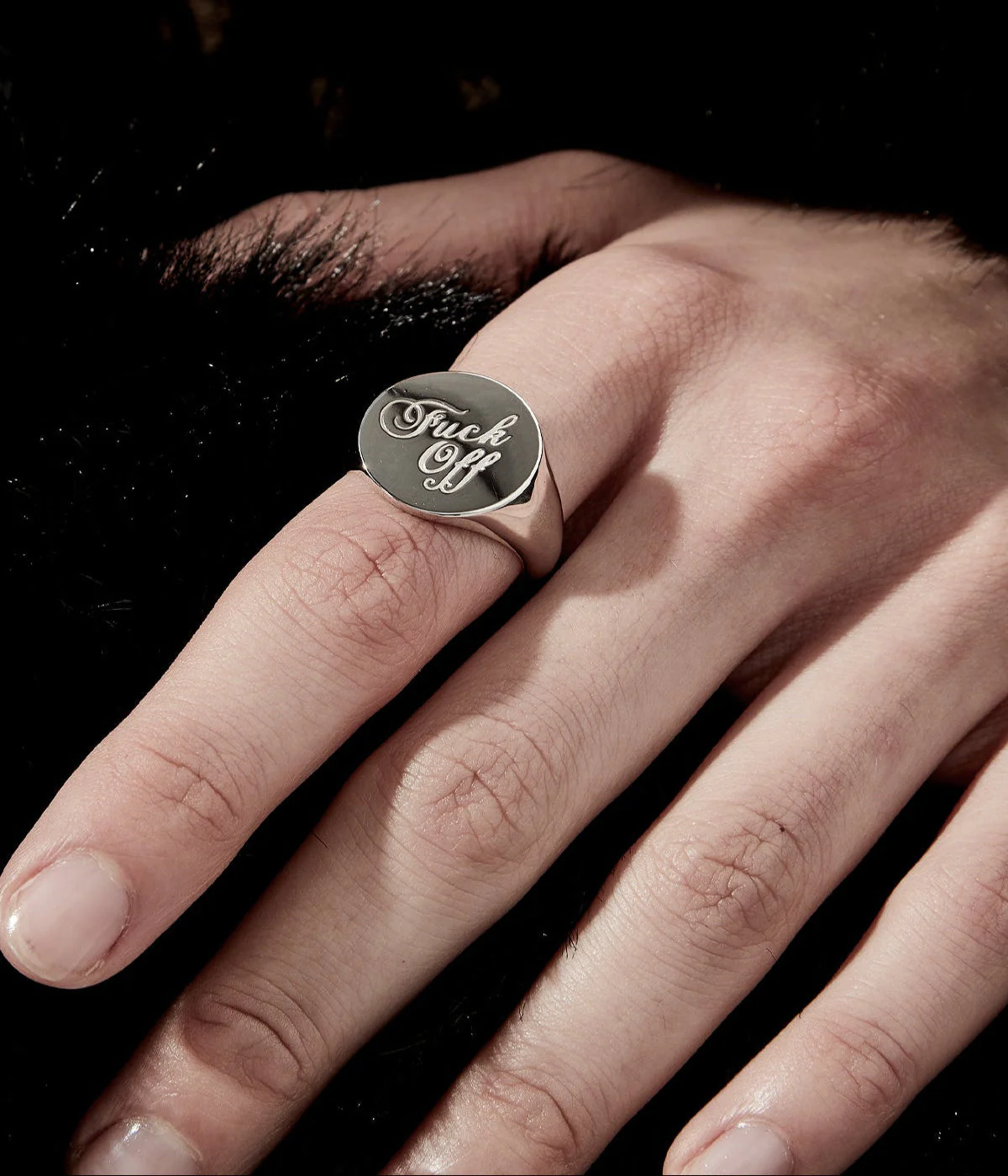 WARM WELCOME SIGNET RING - Image 6