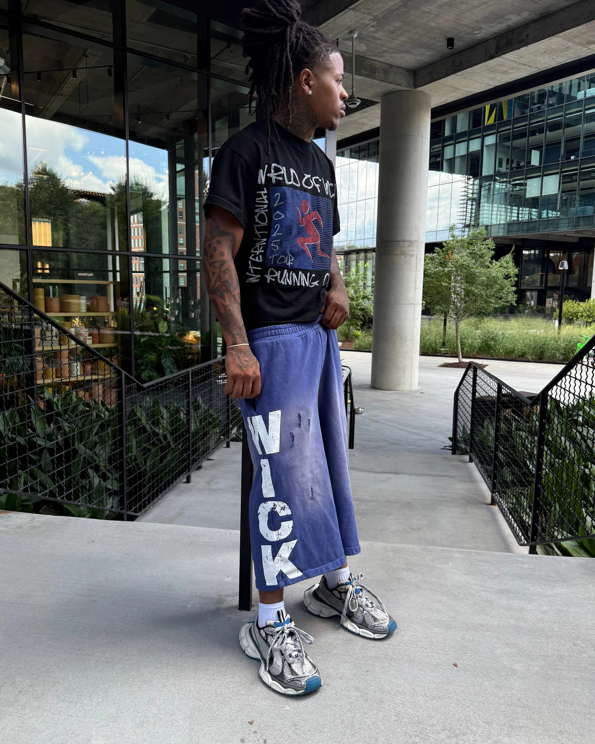 WICK SWEAT SHORTS (BLUE AND WHITE) - Image 2